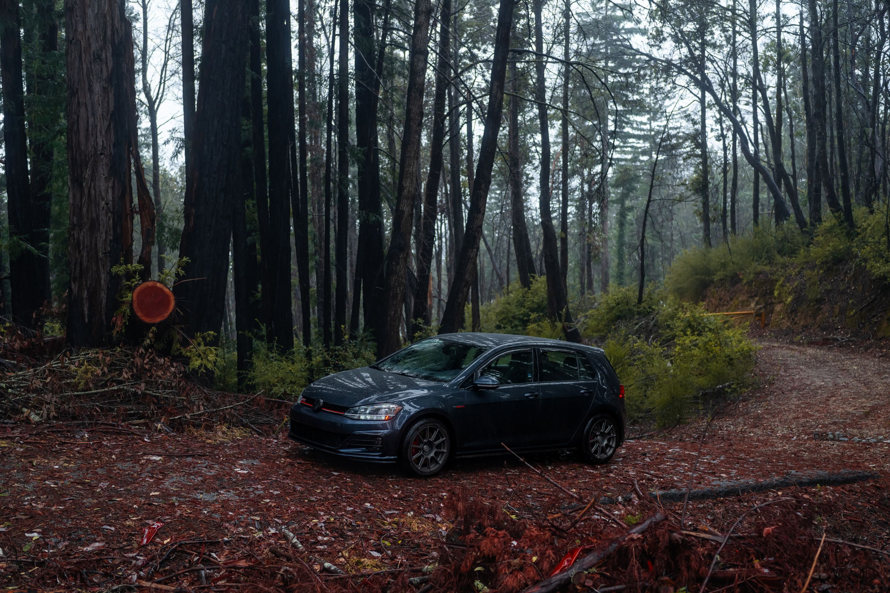 Black VW MK7 GTI with 17" SM-10 Apex wheels in Anthracite