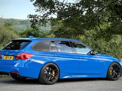 Blue BMW 3 Series - VS-5RS in Satin Black