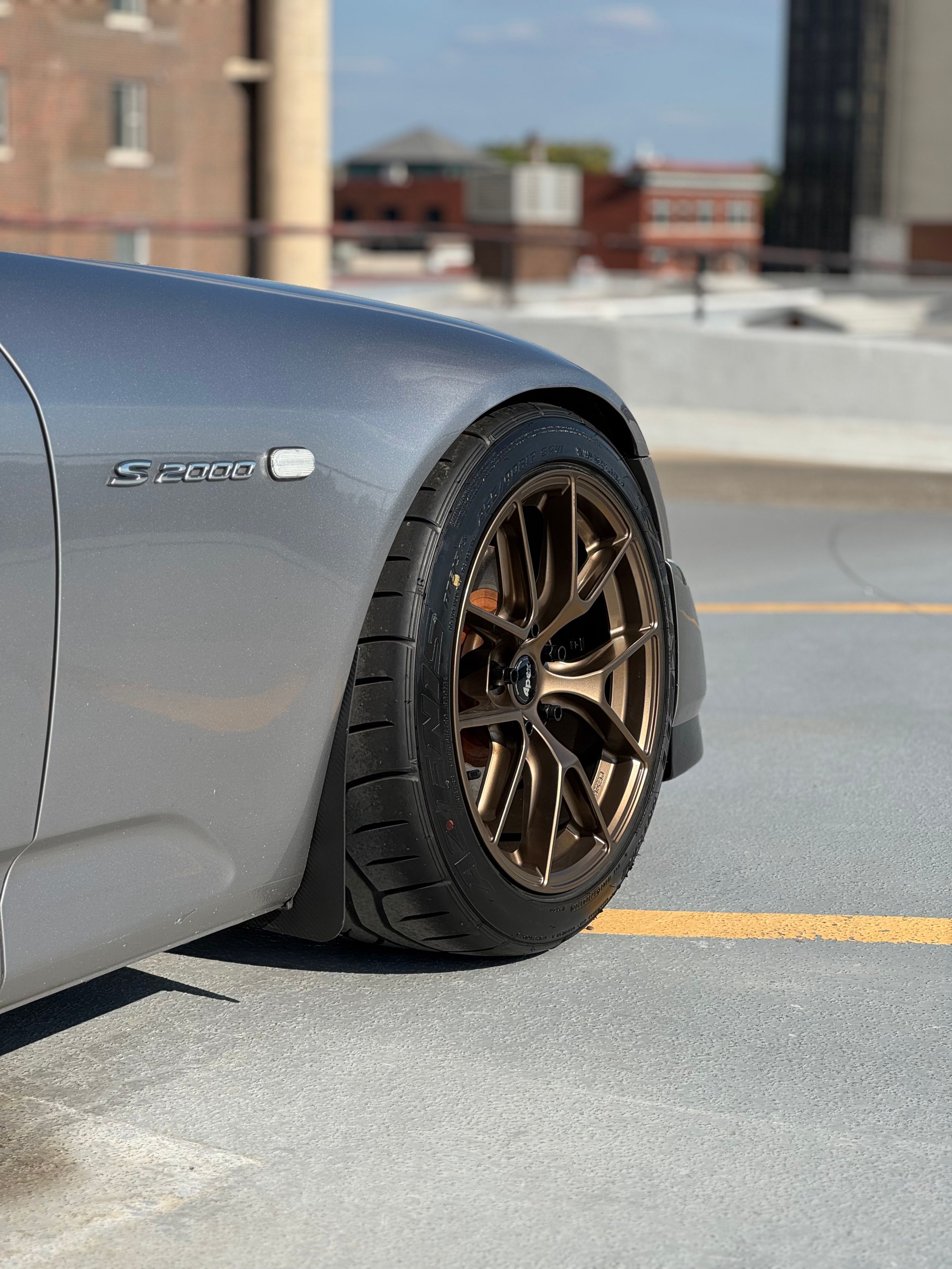 Silver Honda S2000 with 17" VS-5 Apex wheels in Satin Bronze