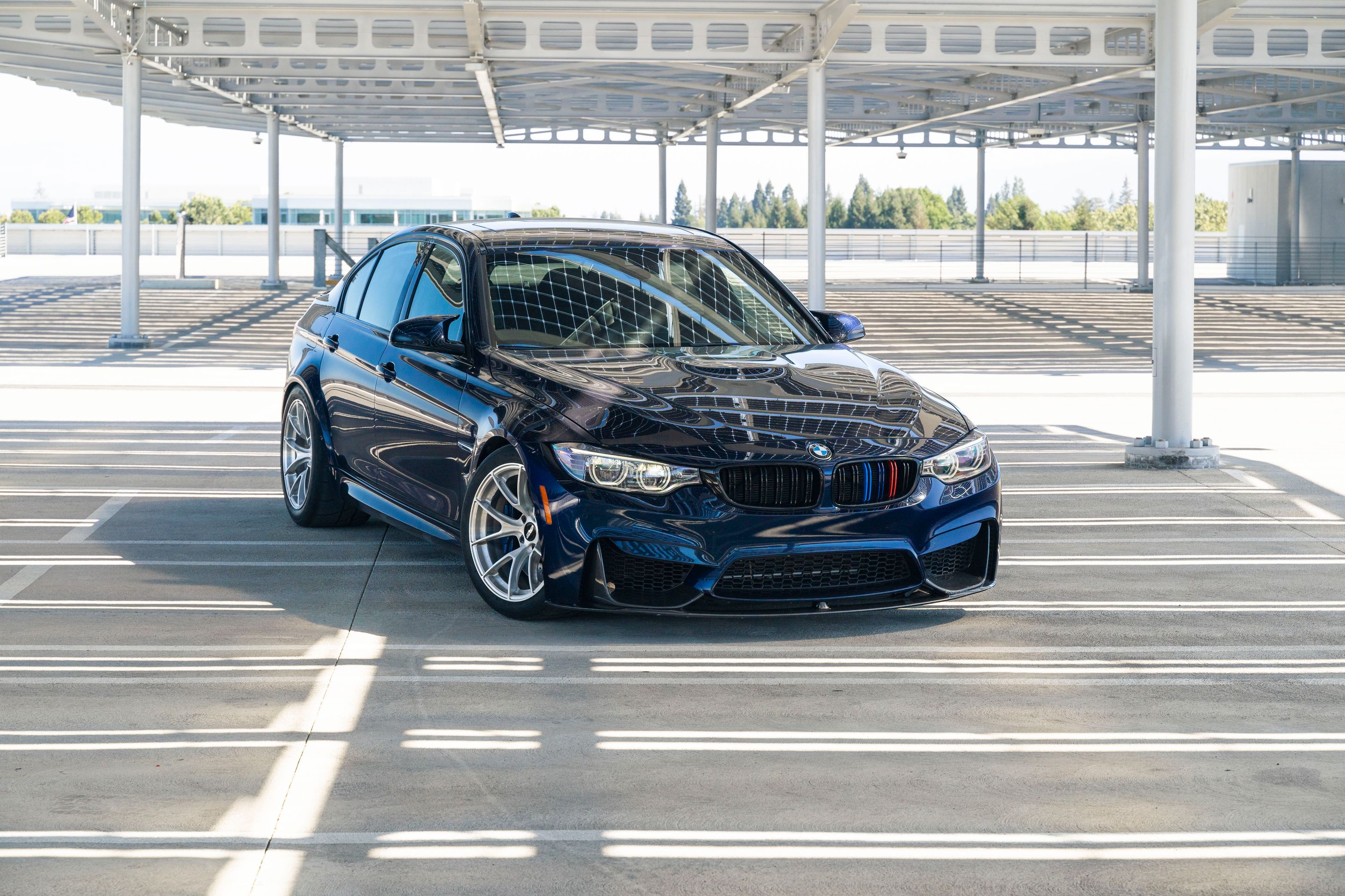 Blue BMW F80 M3 with 18" VS-5RS Apex wheels in Brushed Clear