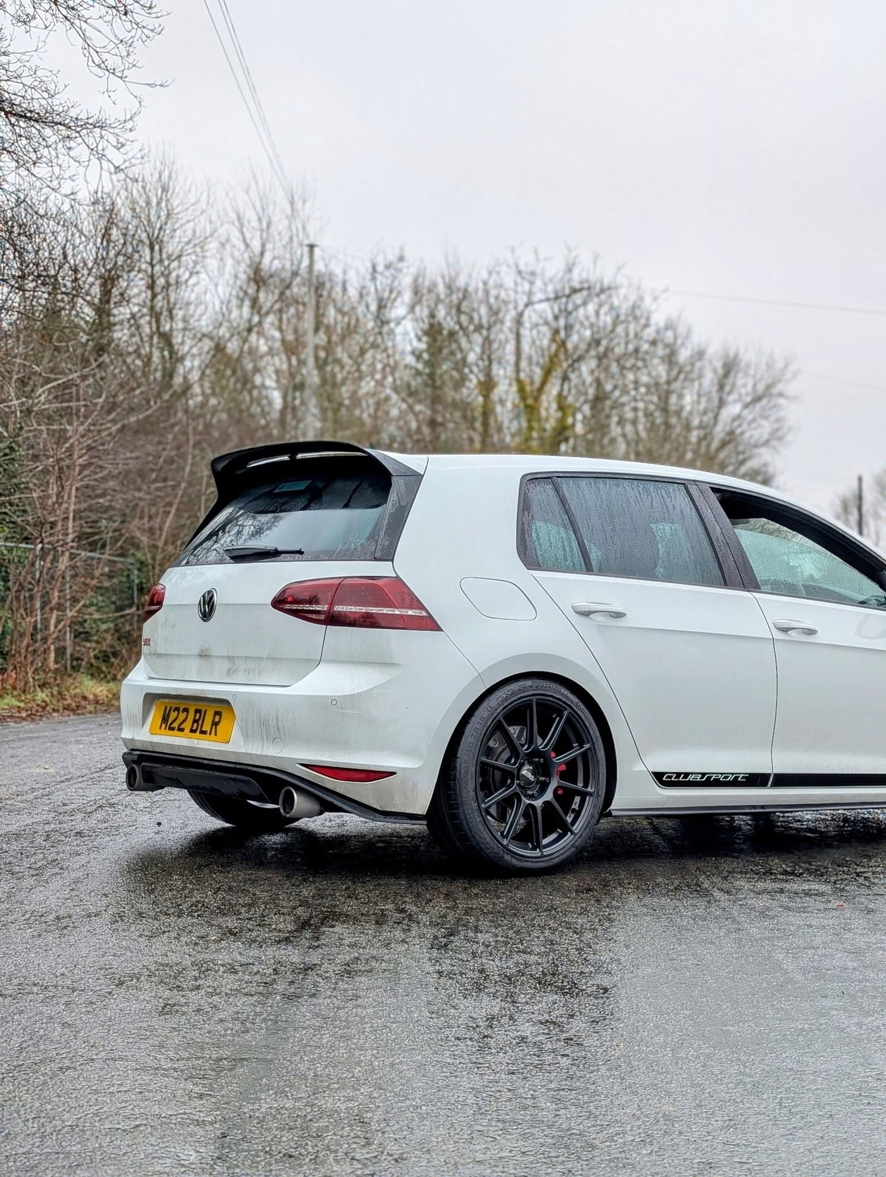 White VW MK7 GTI with 18" SM-10 Apex wheels in Satin Black