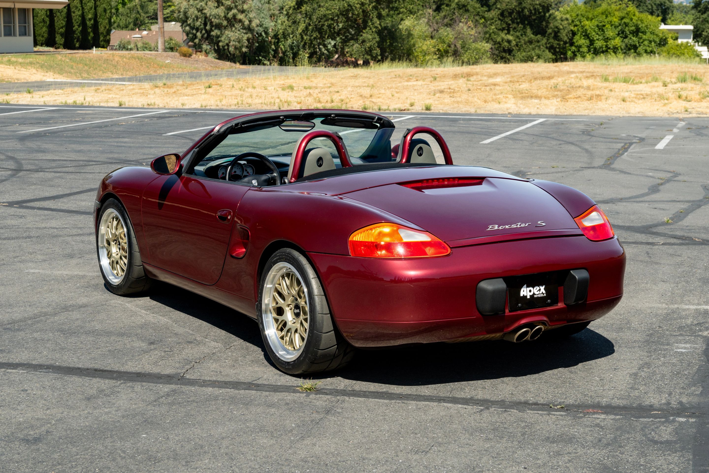 Red Porsche 986 Boxster with 18" ML-10RT Apex wheels in Machined Lip Gloss Motorsport Gold