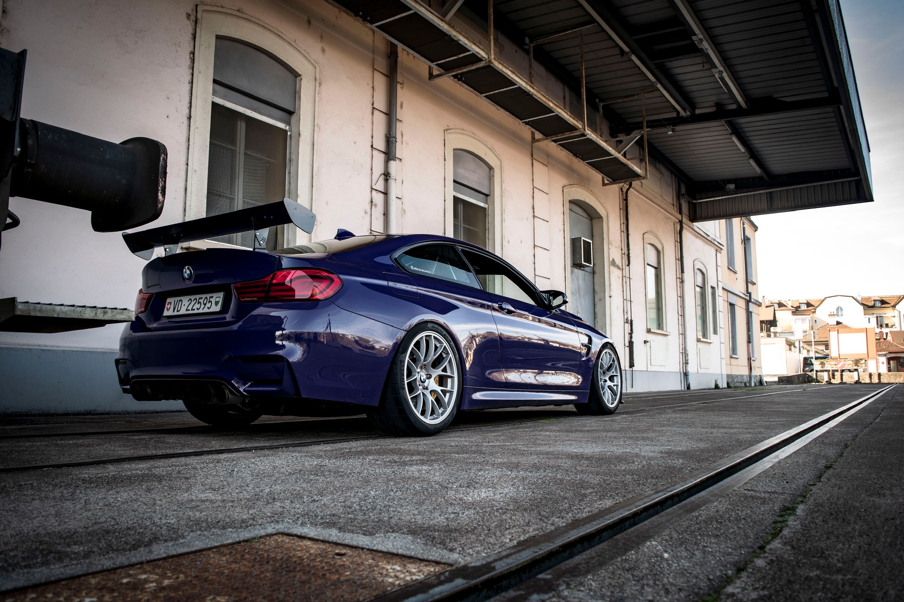 Purple BMW F82 Coupe M4 with 19" EC-7 Apex wheels in Race Silver