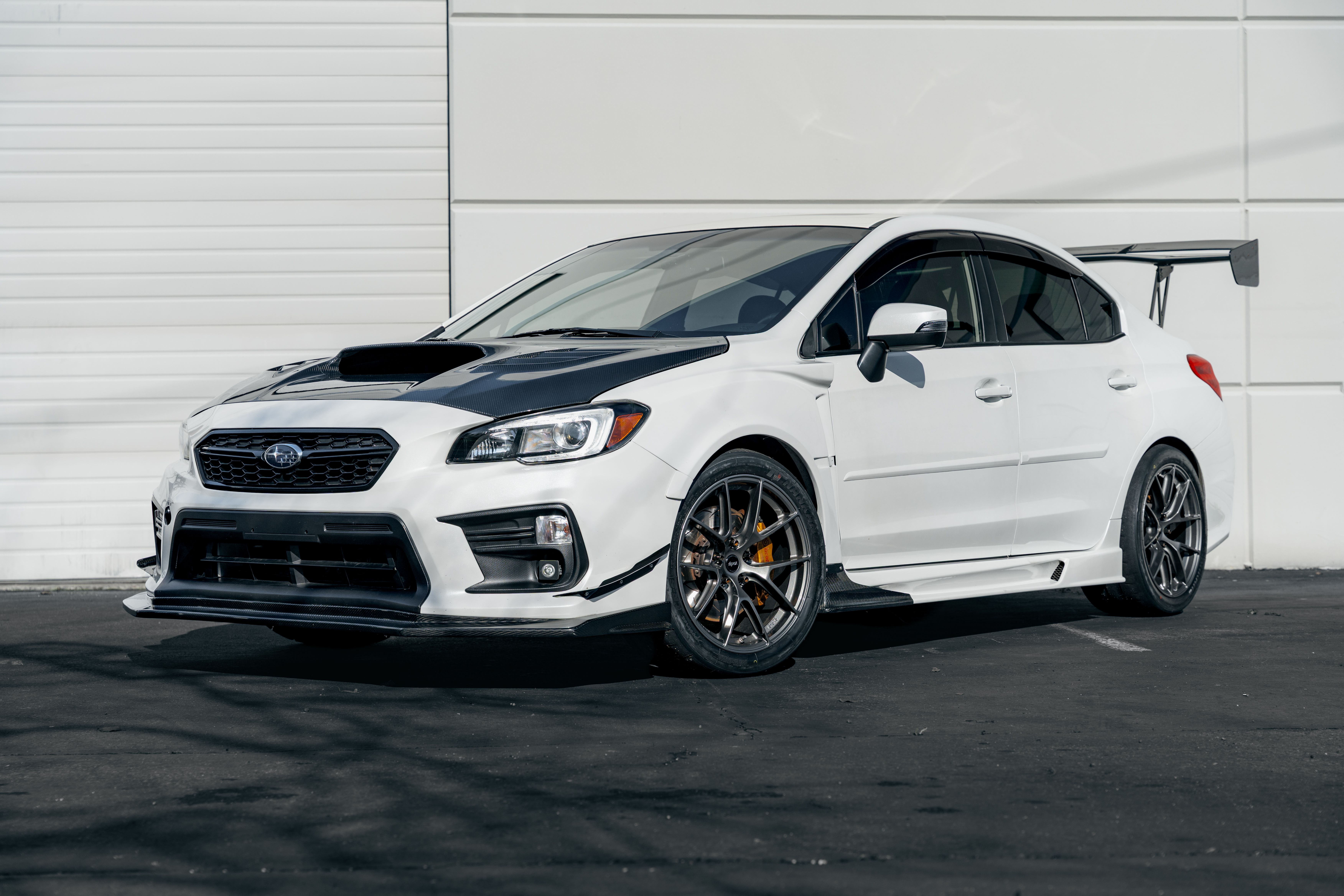 White Subaru WRX STI - VS-5RS in Anthracite