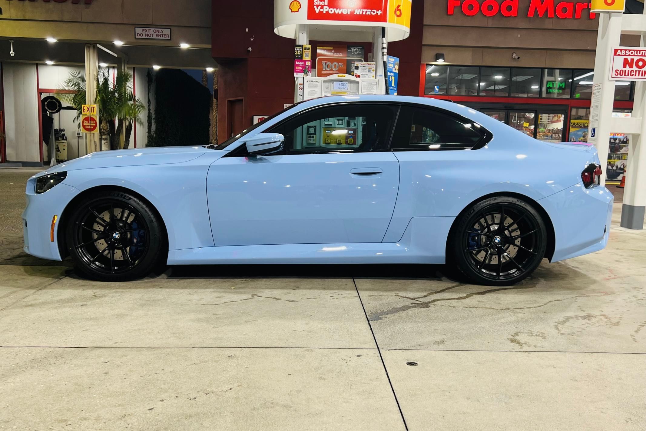 Blue BMW G87 M2 with 19"/20" VS-5RS Apex wheels in Satin Black