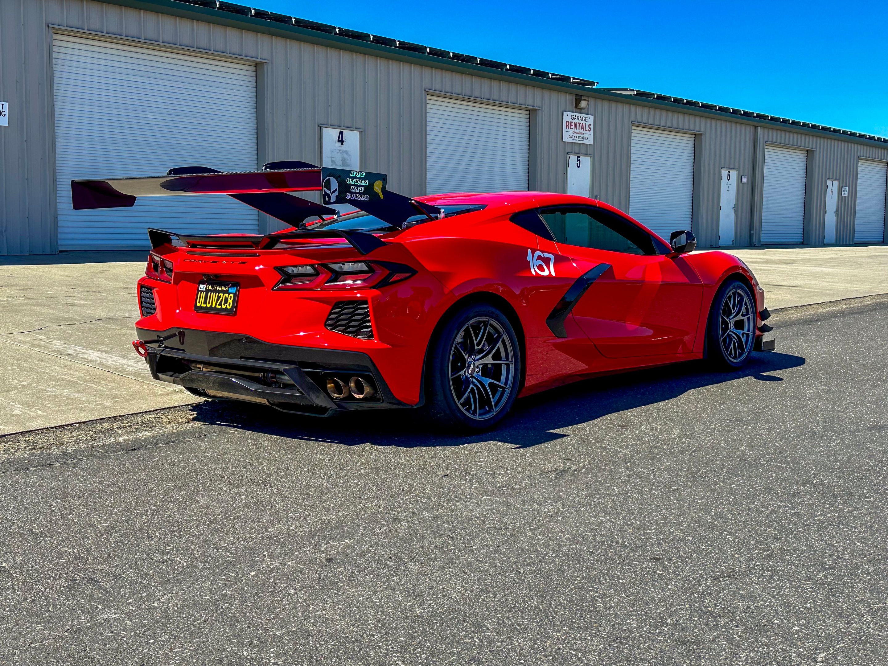 Red Chevrolet C8 Corvette Stingray/Z51 with 18"/19" VS-5RS Apex wheels in Anthracite