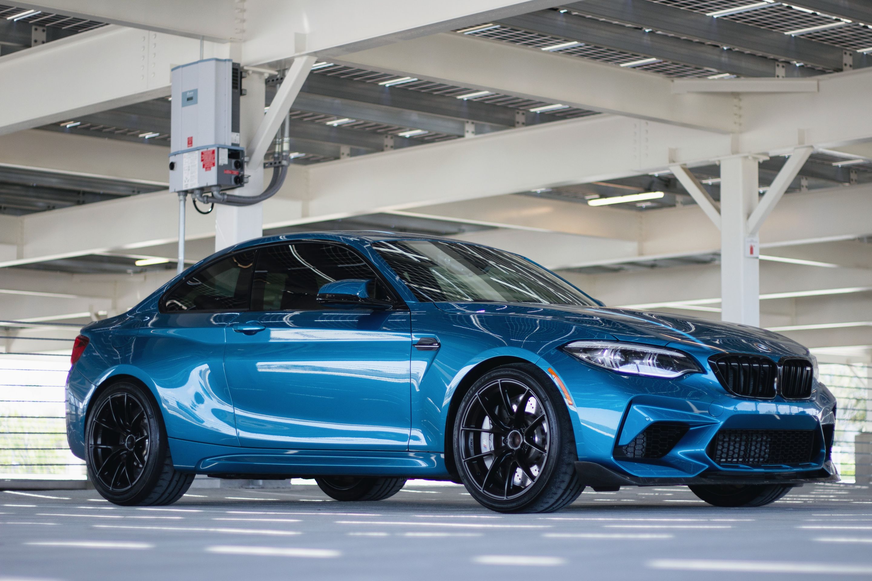 Blue BMW F87 M2 with 19" VS-5RS Apex wheels in Satin Black