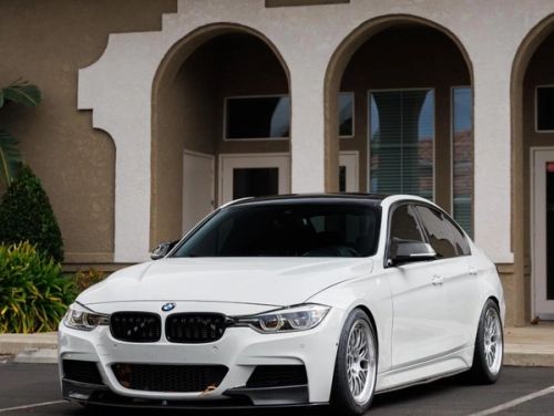 White BMW 3 Series - ML-10RT in Machined Lip Race Silver