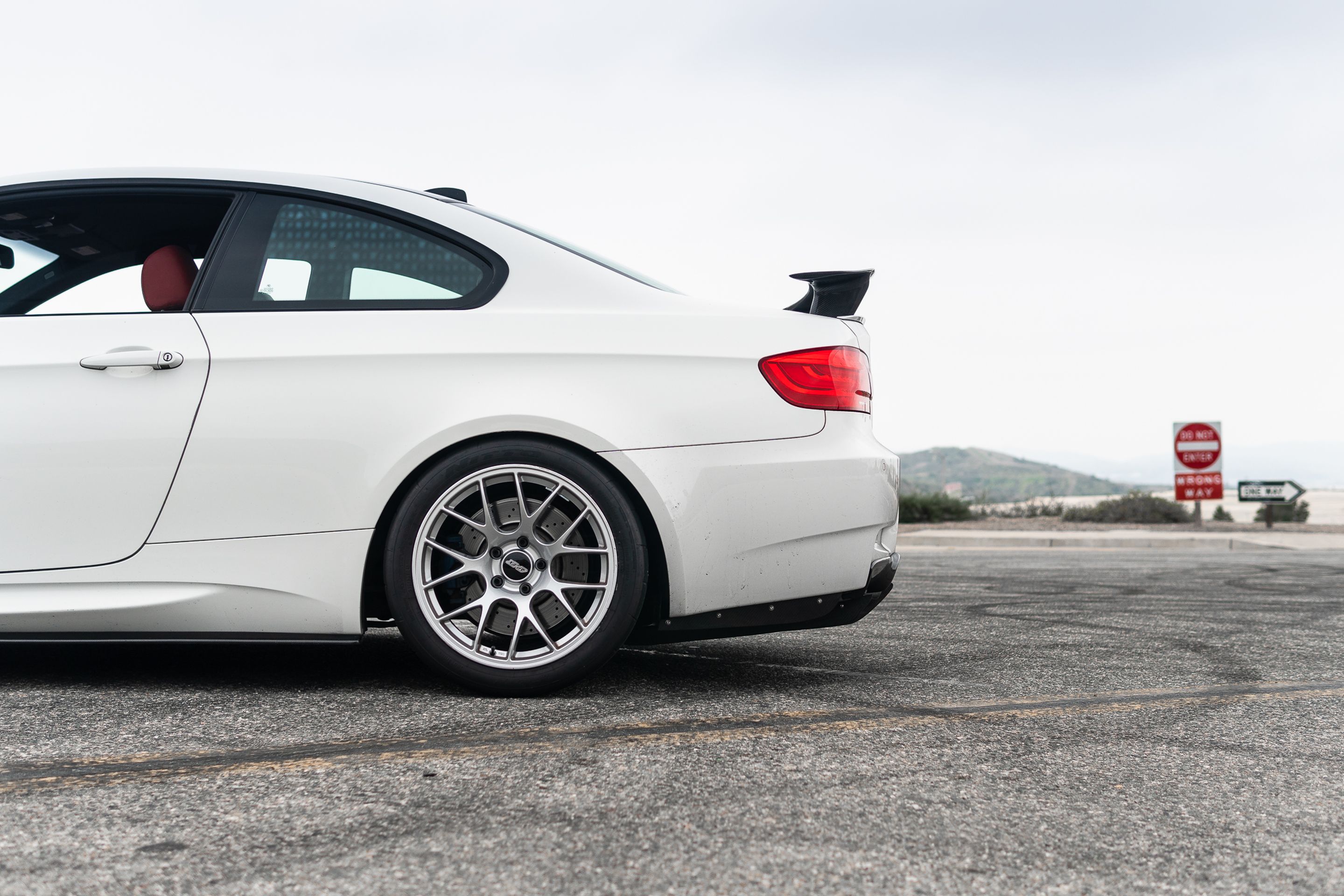 White BMW E92 Coupe M3 with 18" EC-7 Apex wheels in Race Silver