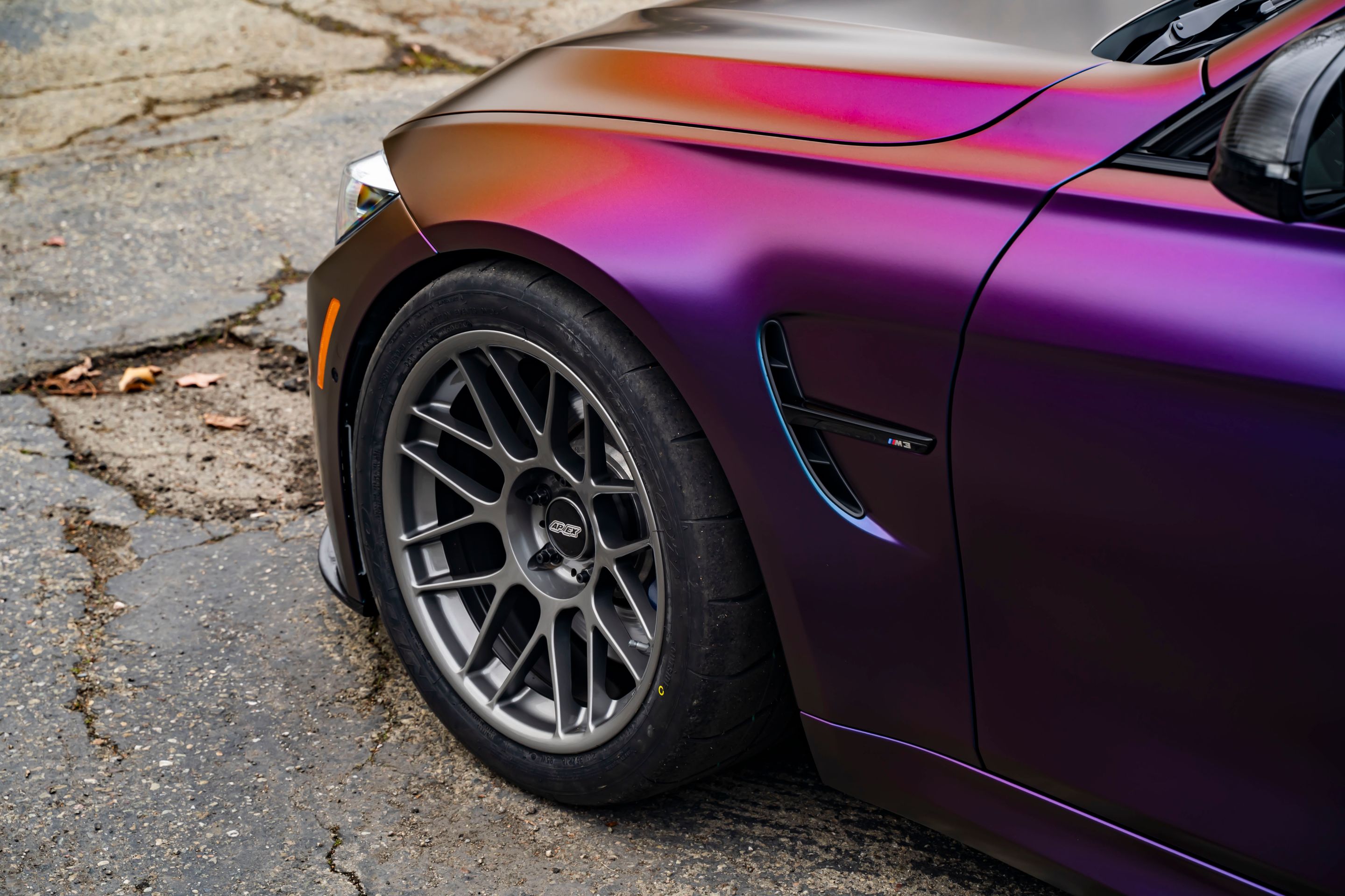 Purple BMW F80 M3 with 18" ARC-8 Apex wheels in Anthracite