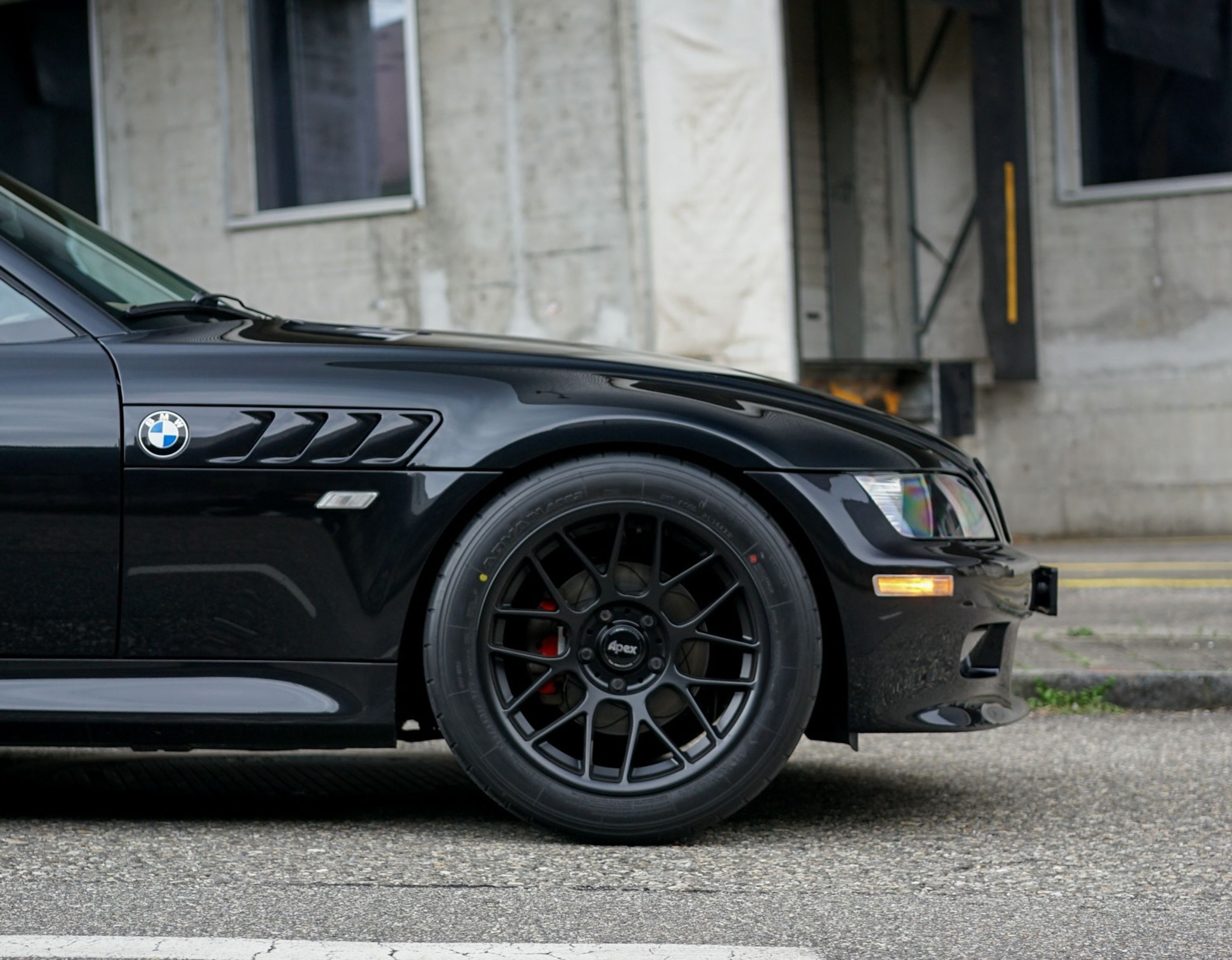 Black BMW E36/8 Coupe Z3 with 17" ARC-8 Apex wheels in Satin Black