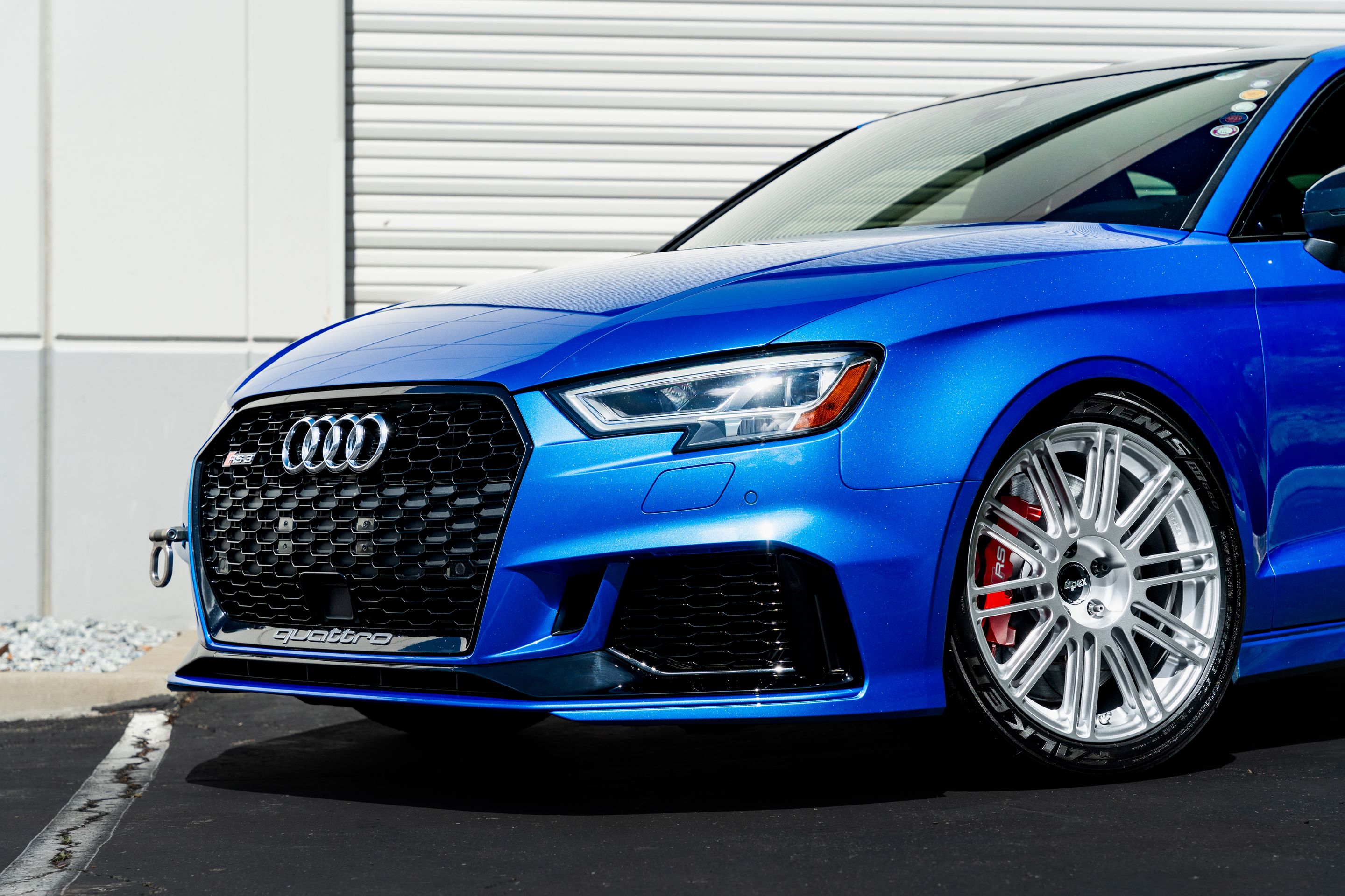 Blue Audi 8V RS 3 with 18" TC-10RT Apex wheels in Race Silver