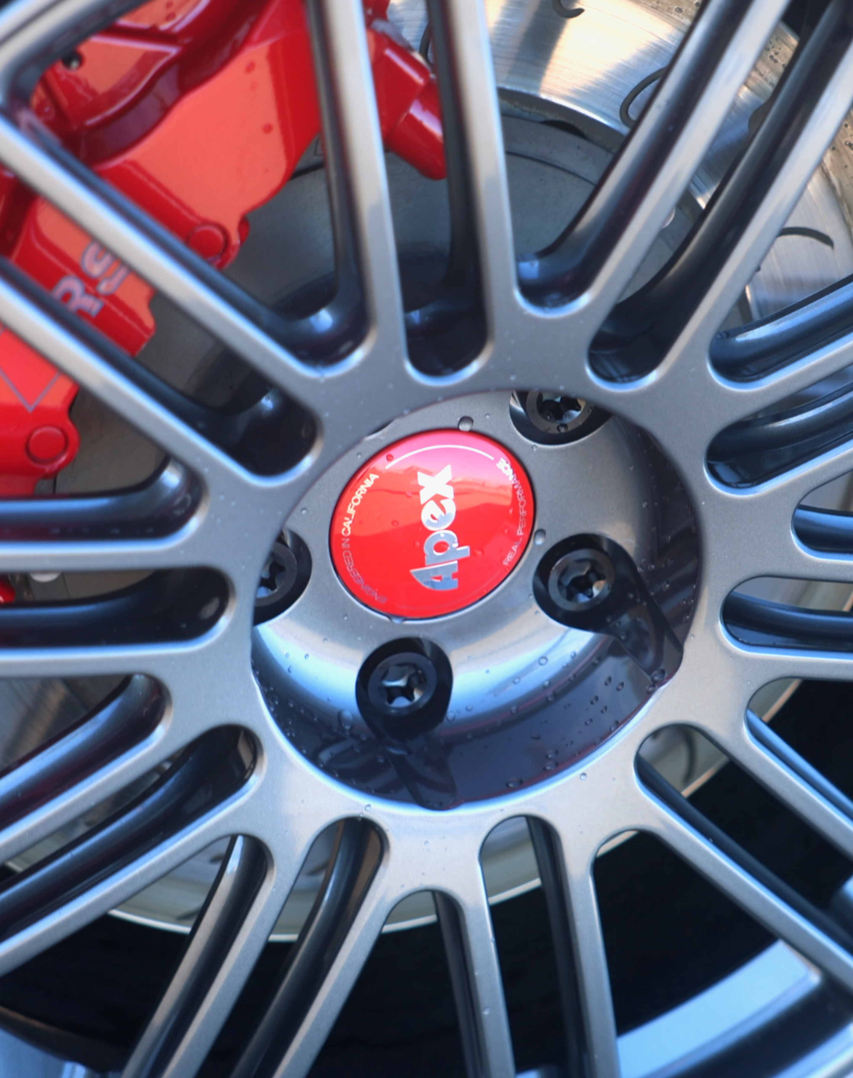 Race Livery Audi FV/8S TT RS with 18" TC-10RT Apex wheels in Anthracite