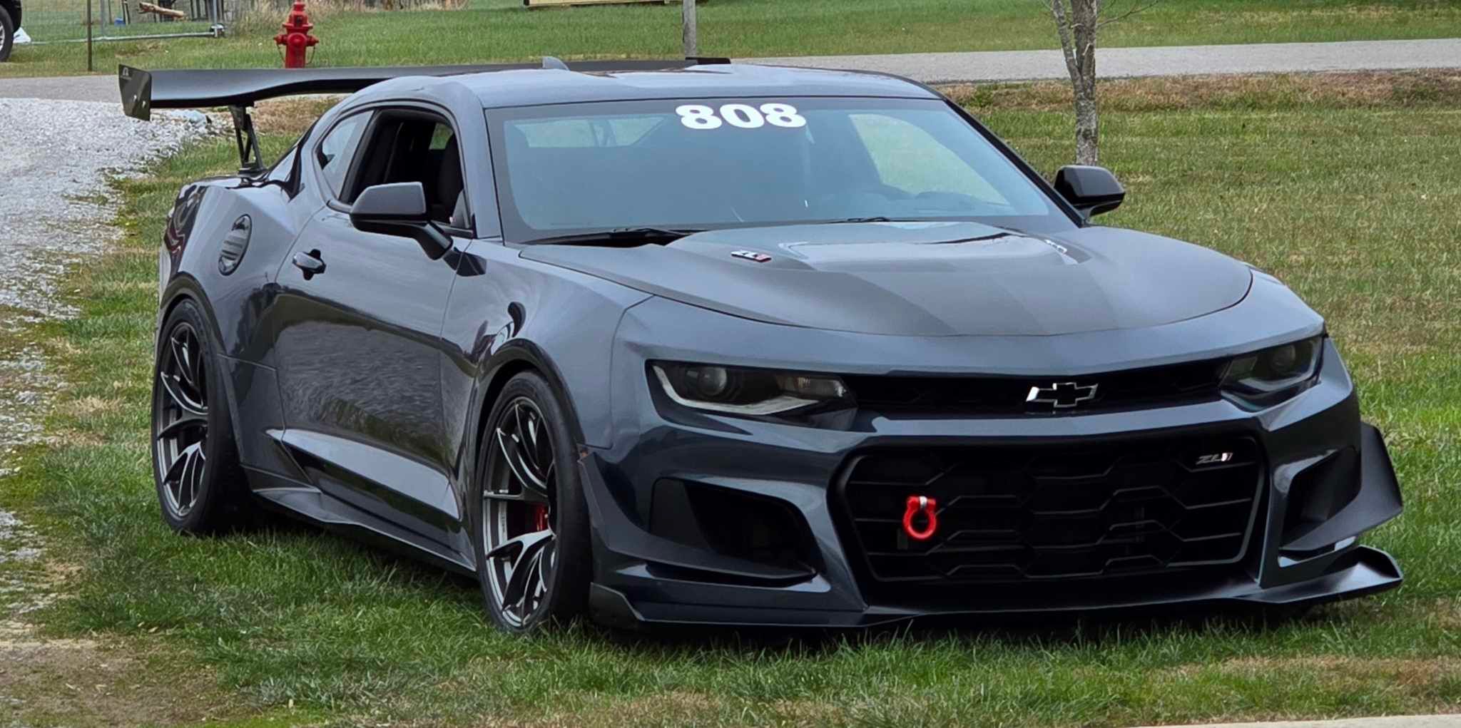 Grey Chevrolet 6th Gen Camaro ZL1 1LE with 19" VS-5RS Apex wheels in Anthracite