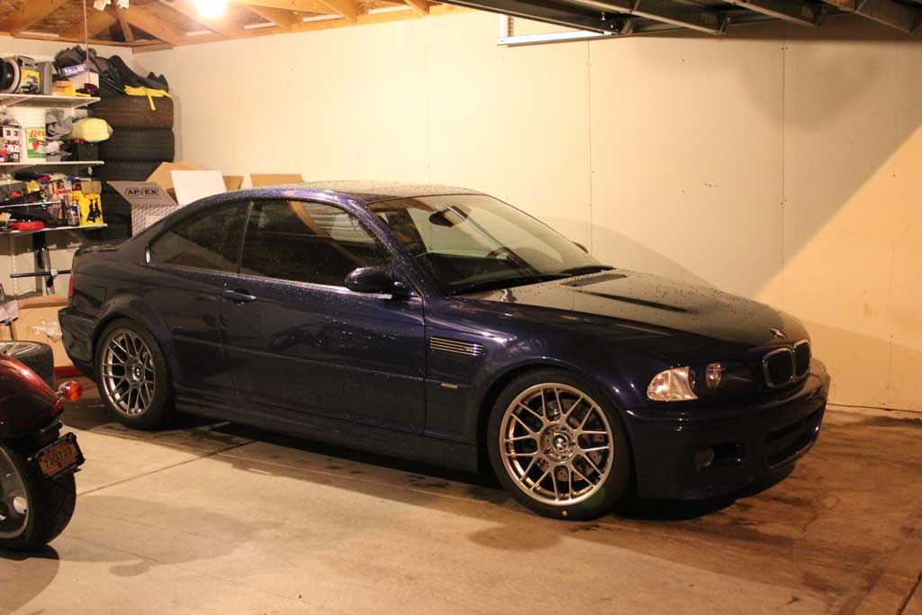 Blue BMW E46 M3 with 18" ARC-8 Apex wheels in Hyper Black