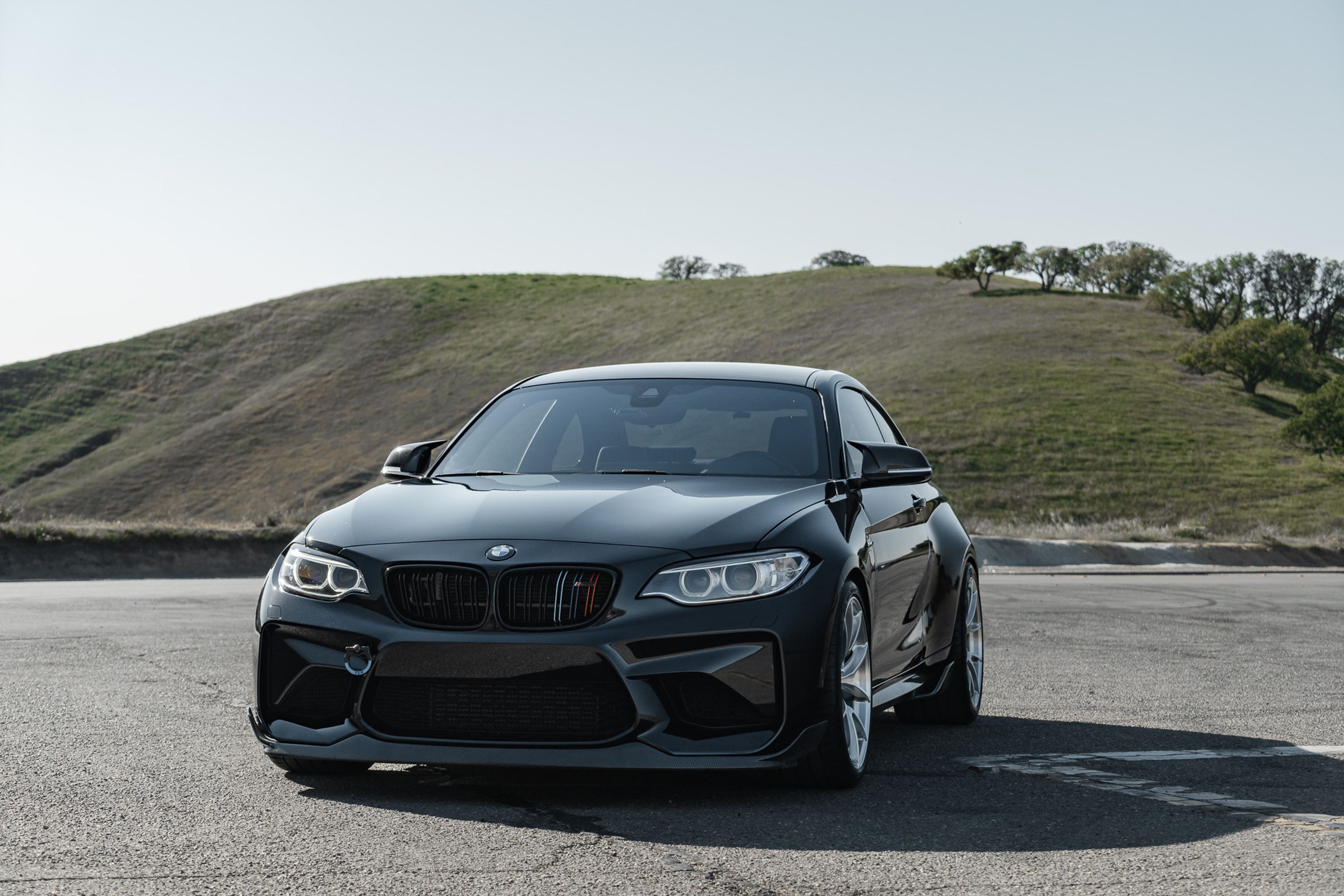 Black BMW F87 M2 with 19" VS-5RS Apex wheels in Brushed Clear