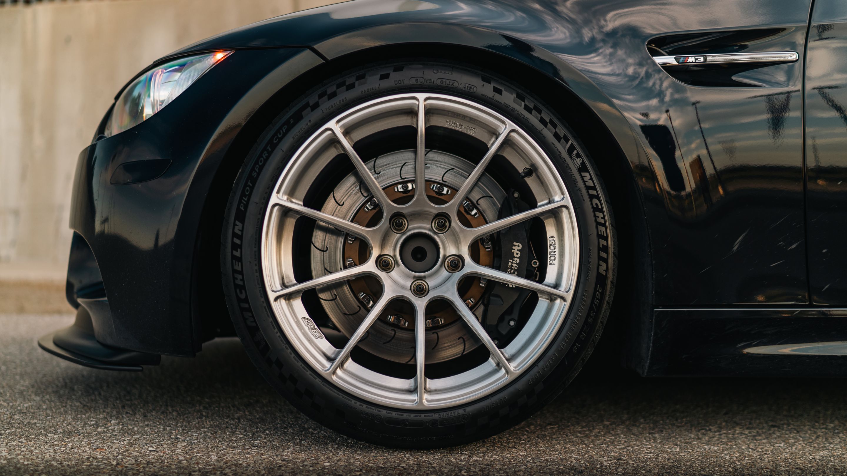 Black BMW E92 Coupe M3 with 18" SM-10RS Apex wheels in Brushed Clear