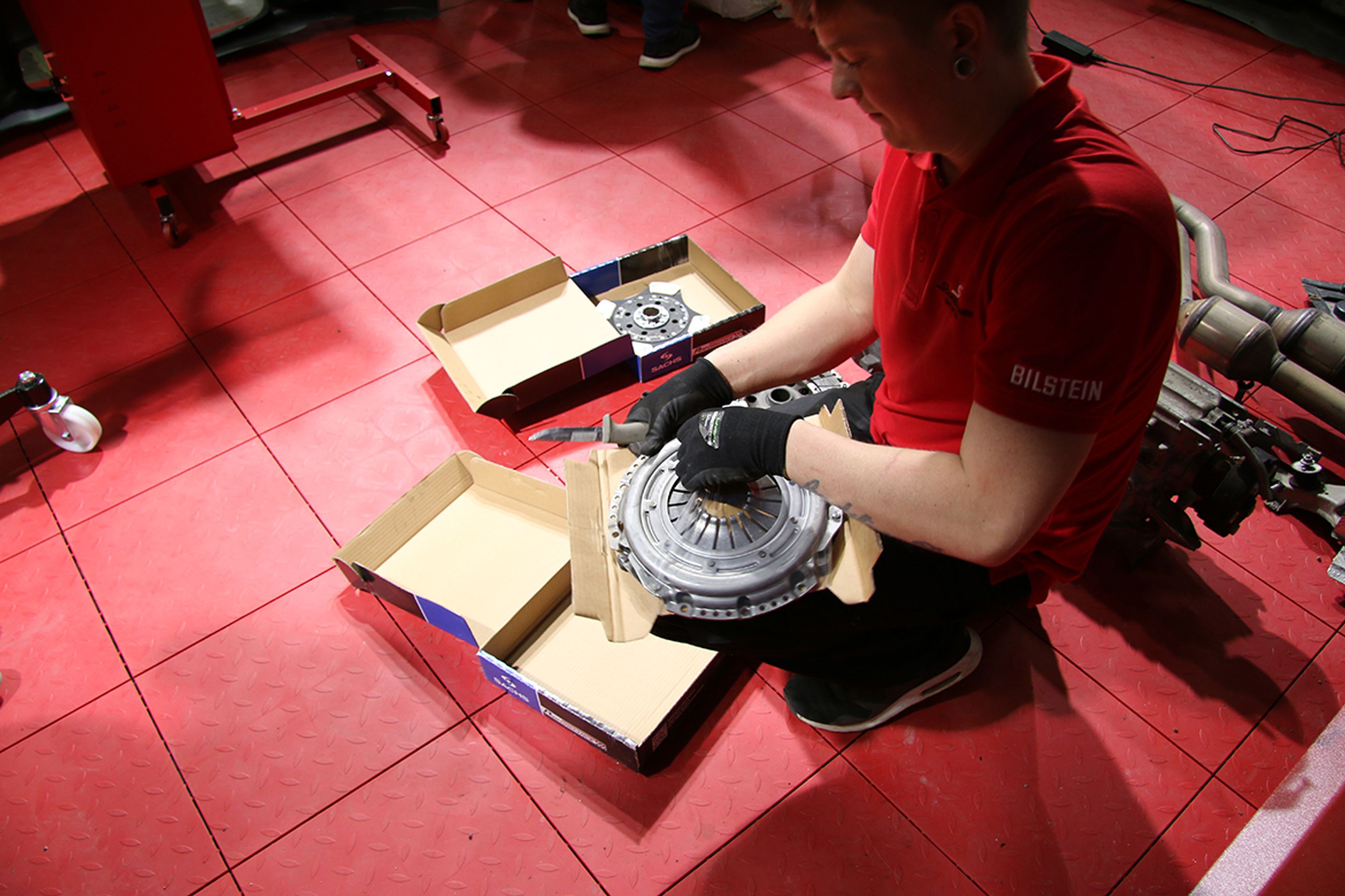 Grey BMW E92 Coupe 3 Series with 18" SM-10 Apex wheels in Anthracite