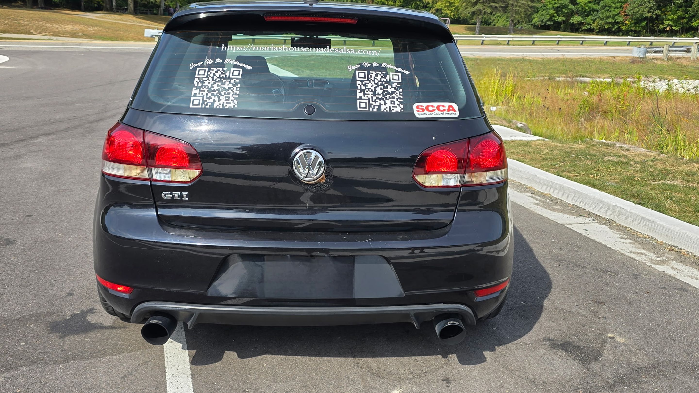 Black VW MK6 GTI with 17" SM-10 Apex wheels in Anthracite