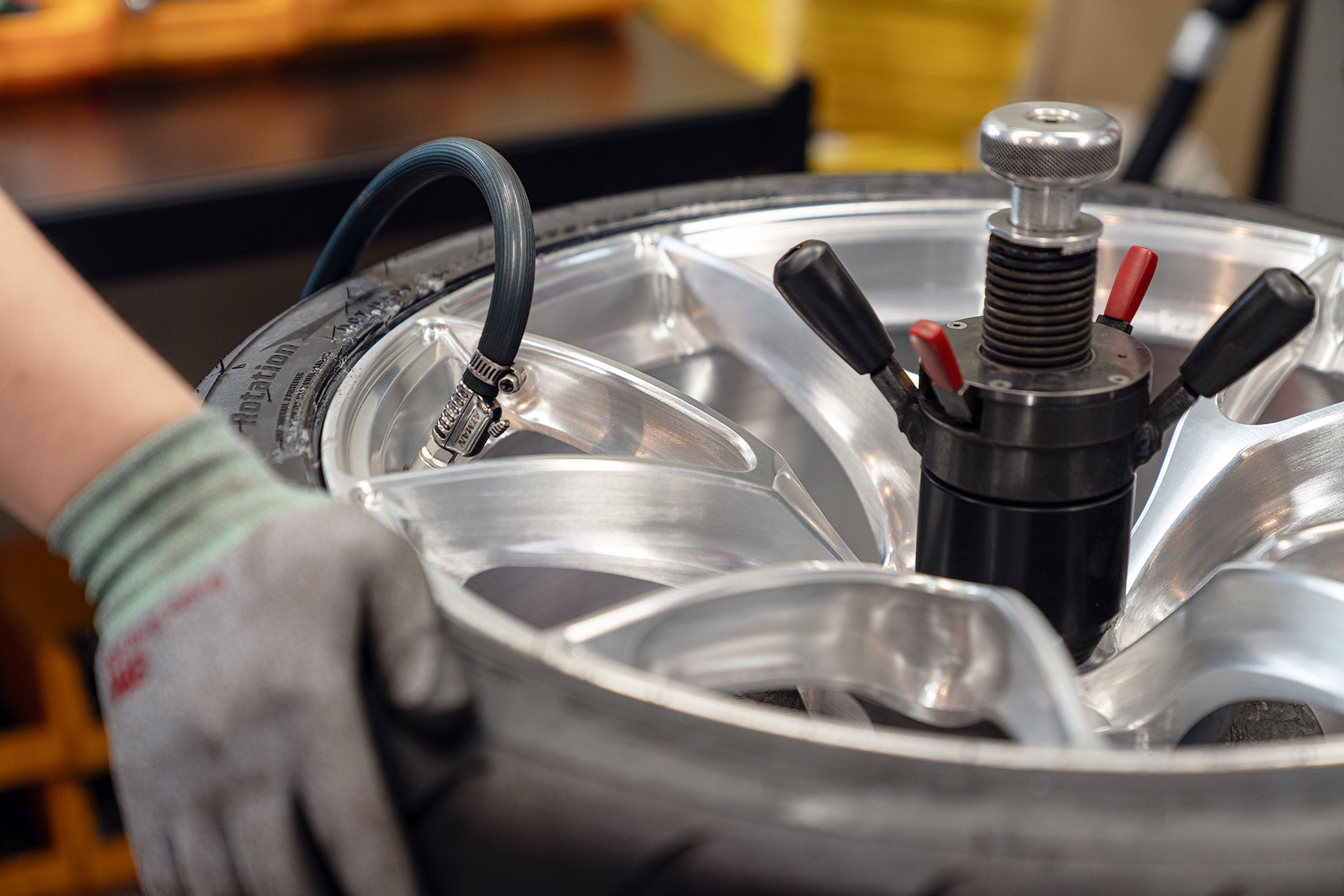 Blue BMW G87 M2 with 19" VS-5RS Apex wheels in Brushed Clear