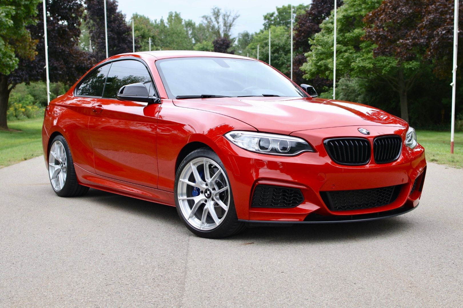Red BMW F22 Coupe 2 Series with 18" VS-5RS Apex wheels in Brushed Clear
