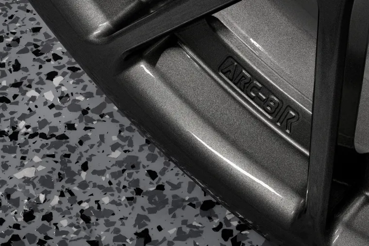 foamposite anthracite finish line