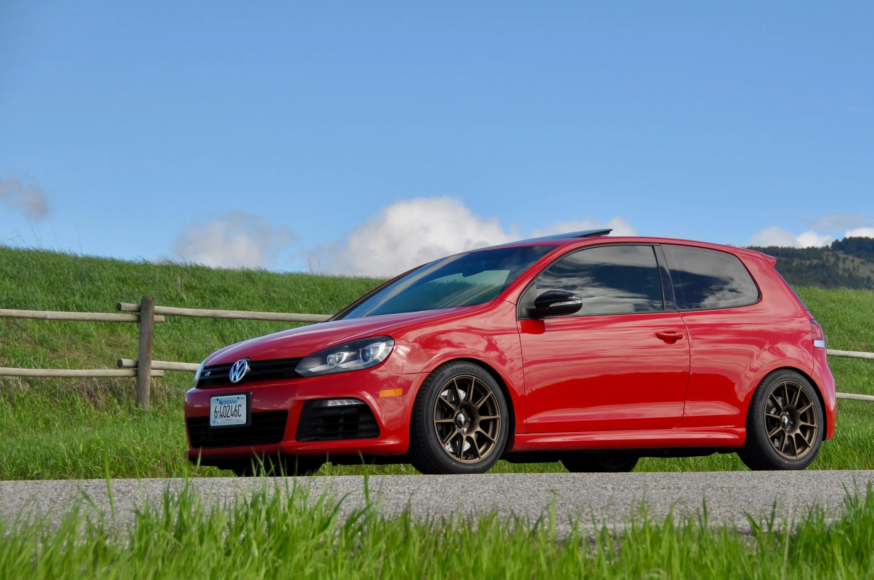 VW MK6 Golf R with 17