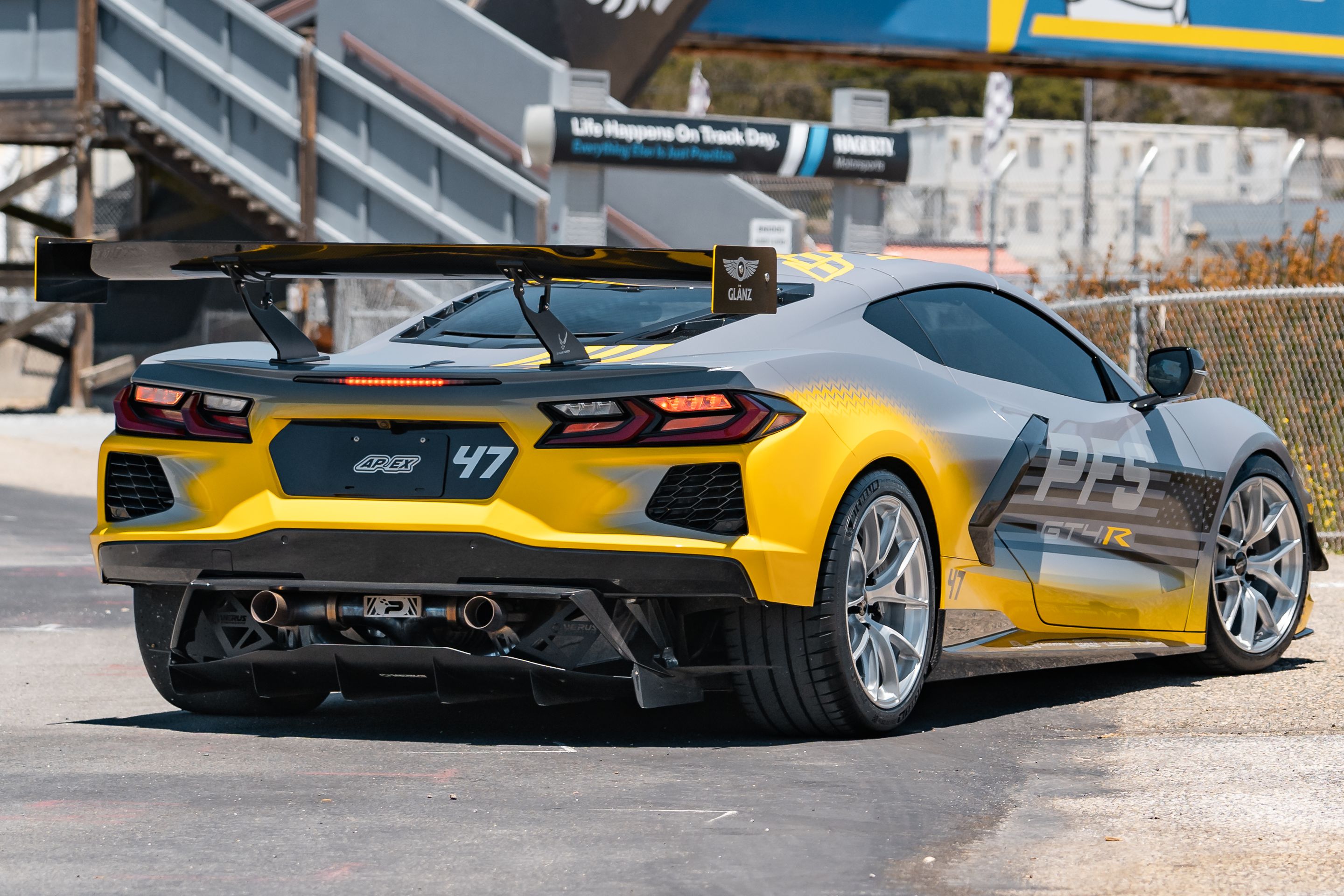 Grey Chevrolet C8 Corvette Stingray/Z51 with 18"/19" VS-5RS Apex wheels in Brushed Clear
