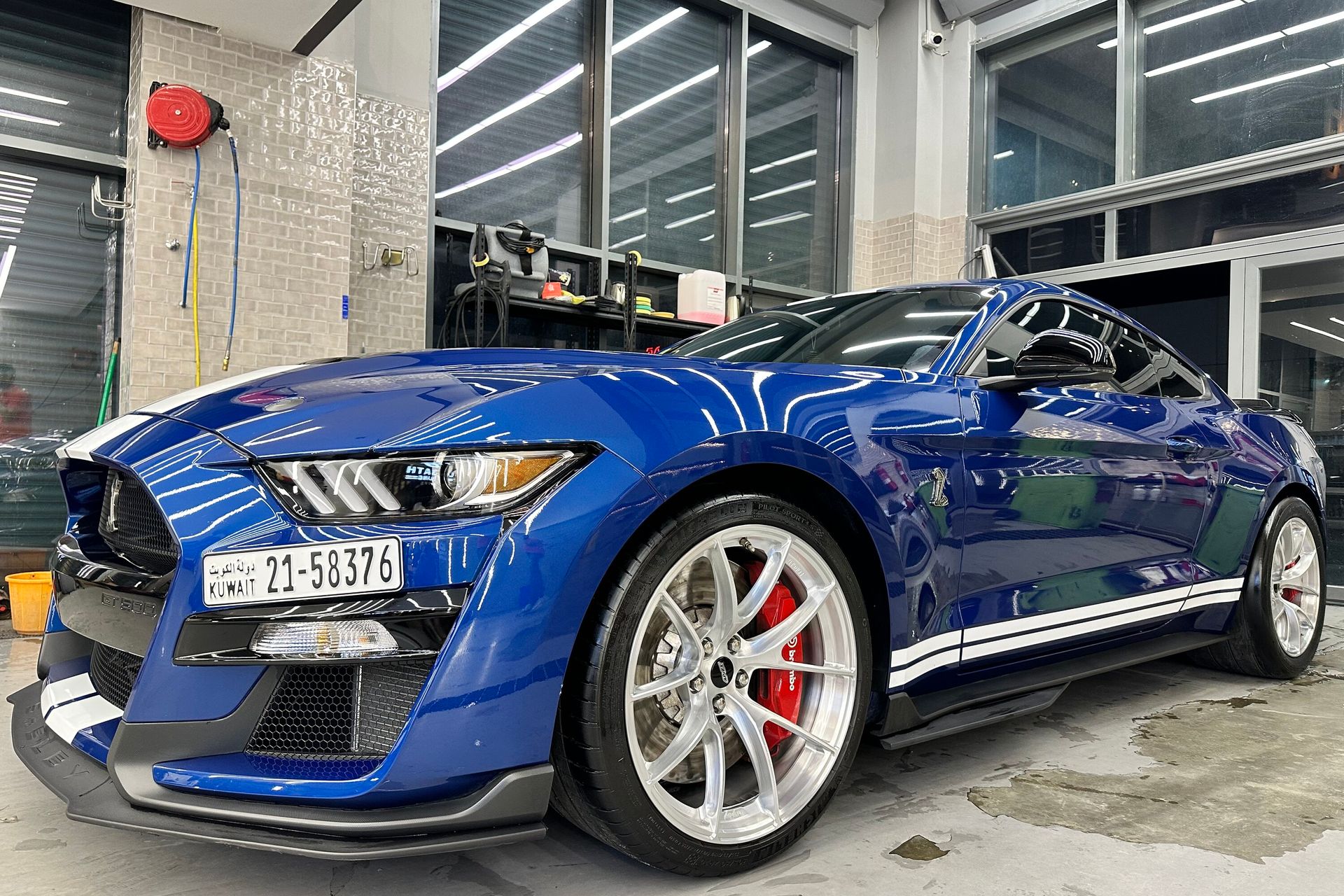 Ford S550 Mustang GT500 with 20"/18" VS-5RS in Brushed Clear