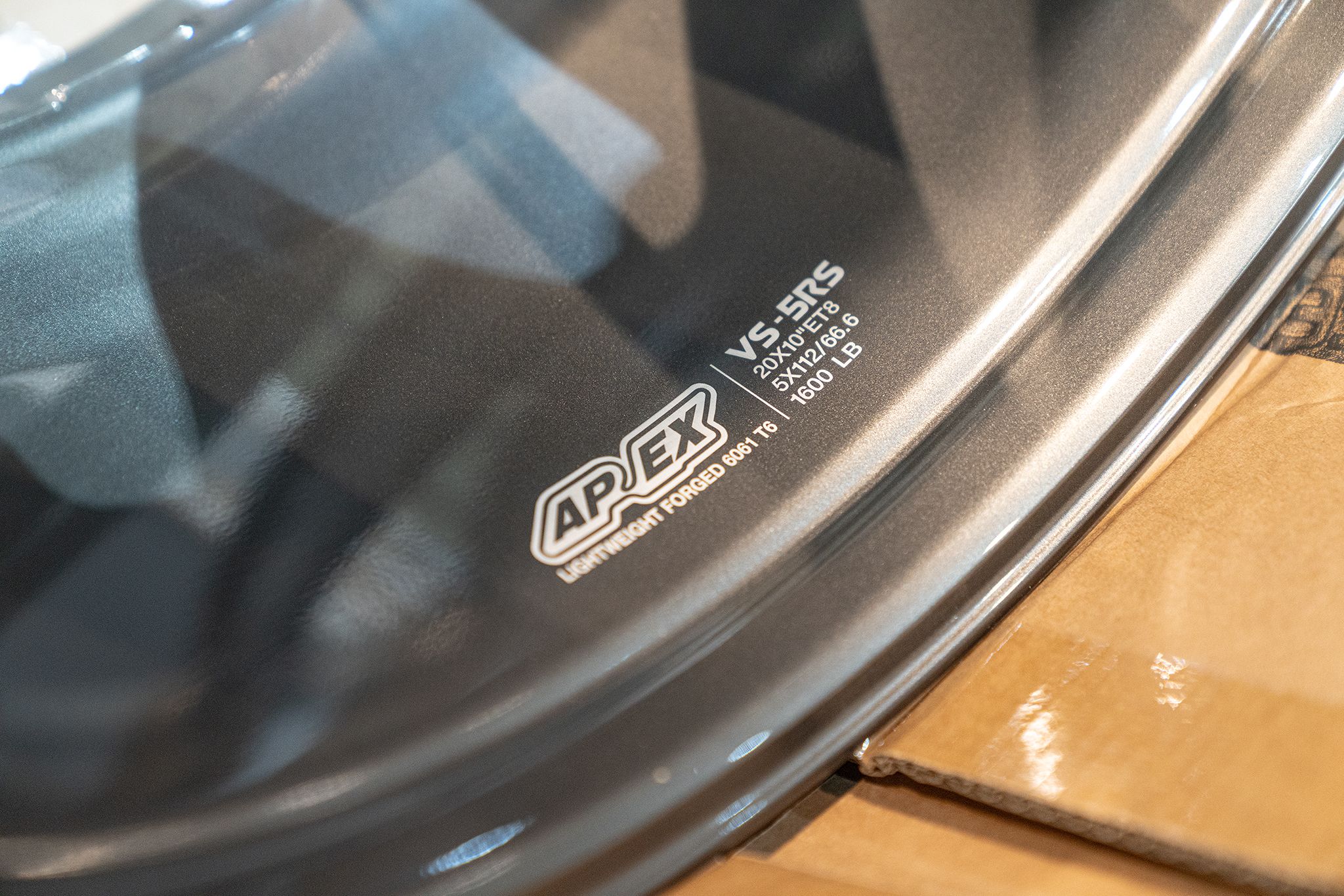 Grey BMW G87 M2 with 20" VS-5RS Apex wheels in Anthracite