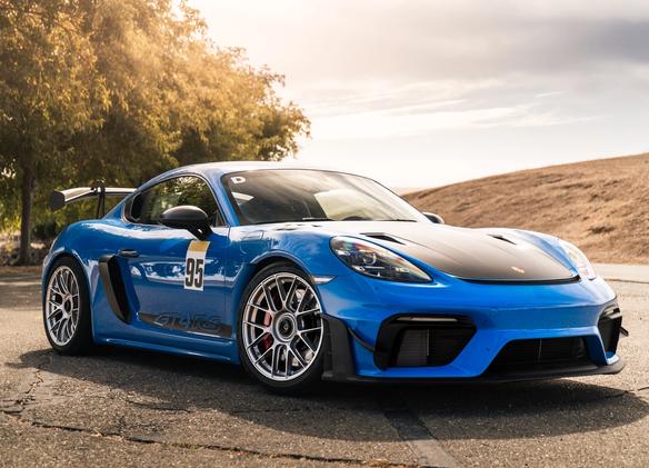Porsche 718 Cayman GT4 RS with 19" EC-7RS in Race Silver