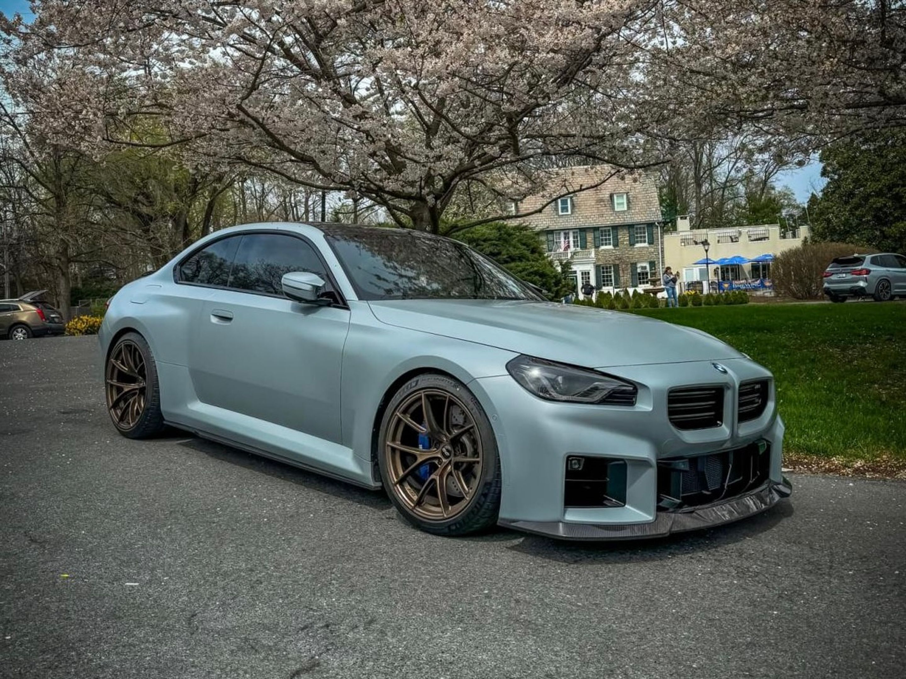 Grey BMW G87 M2 with 19"/20" VS-5RS Apex wheels in Satin Bronze