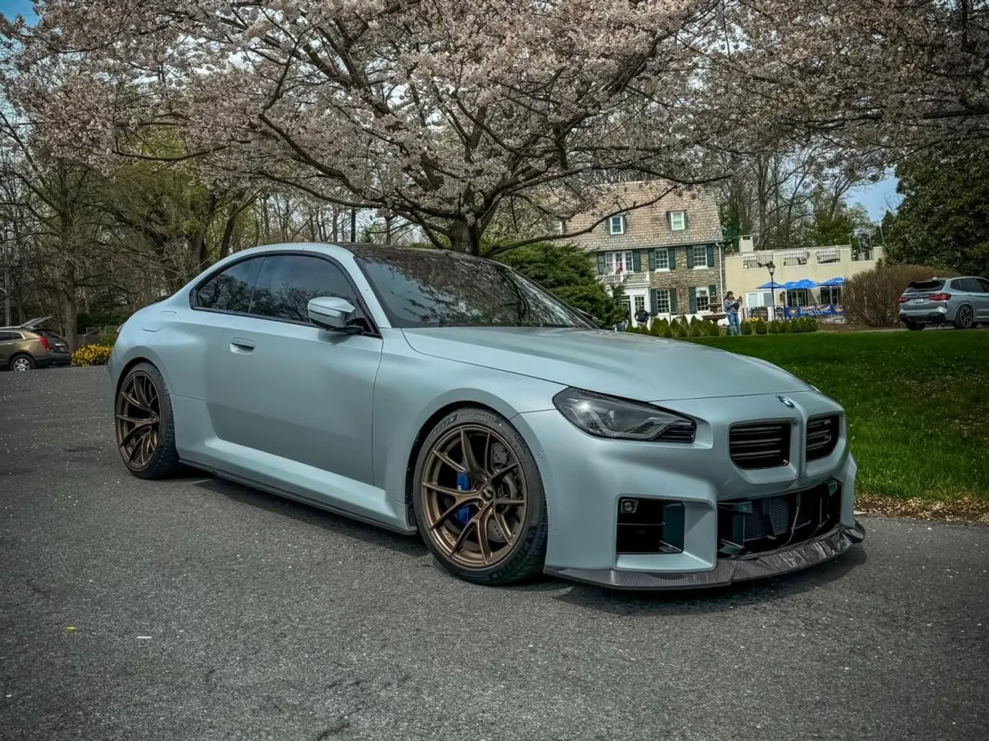BMW G87 M2 with 19
