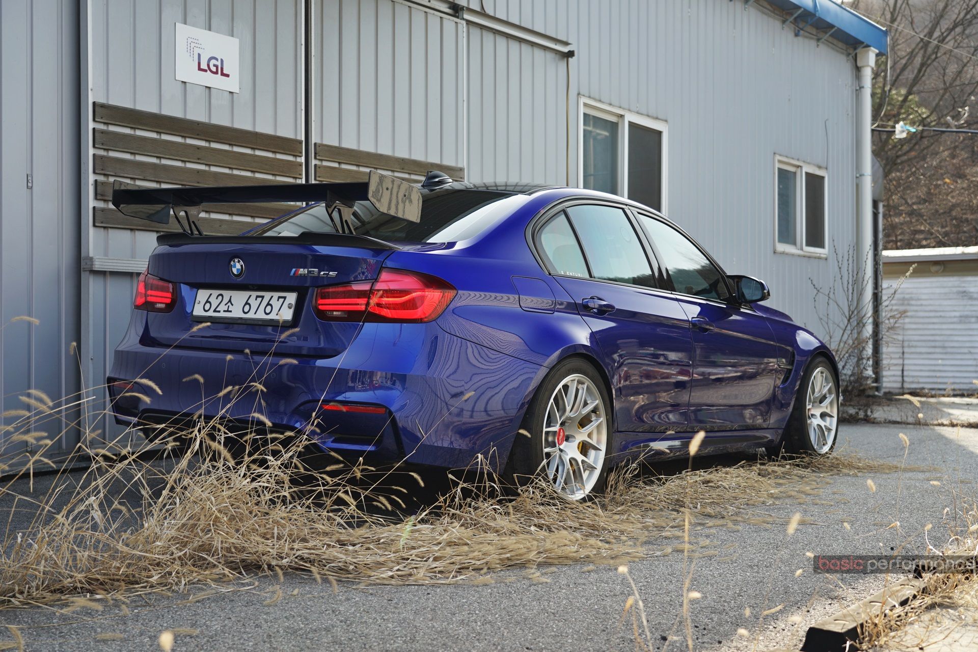 Blue BMW F80 M3 with 18" EC-7R Apex wheels in Brushed Clear