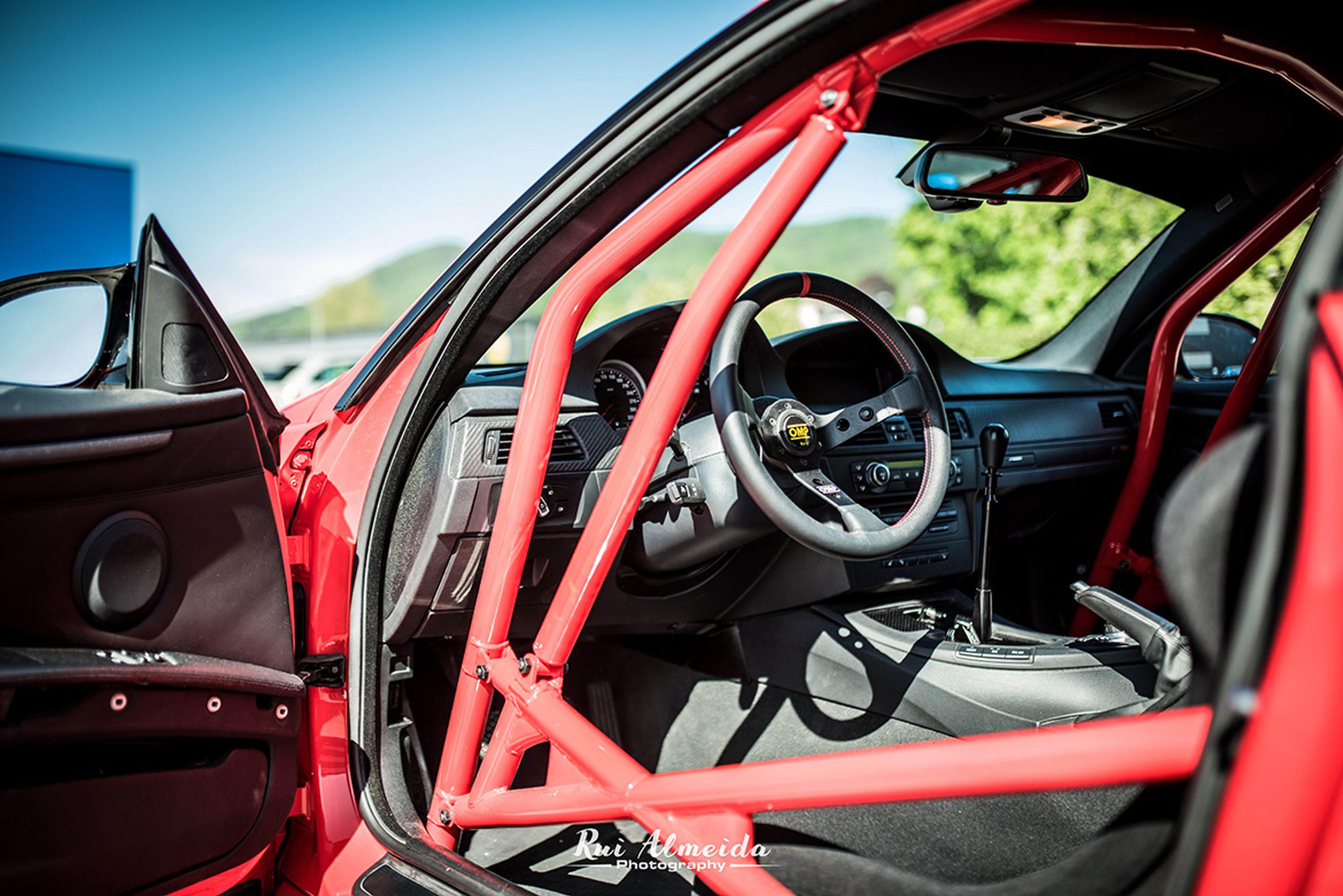 Blue BMW E92 Coupe M3 with 18" EC-7 Apex wheels in Satin Black