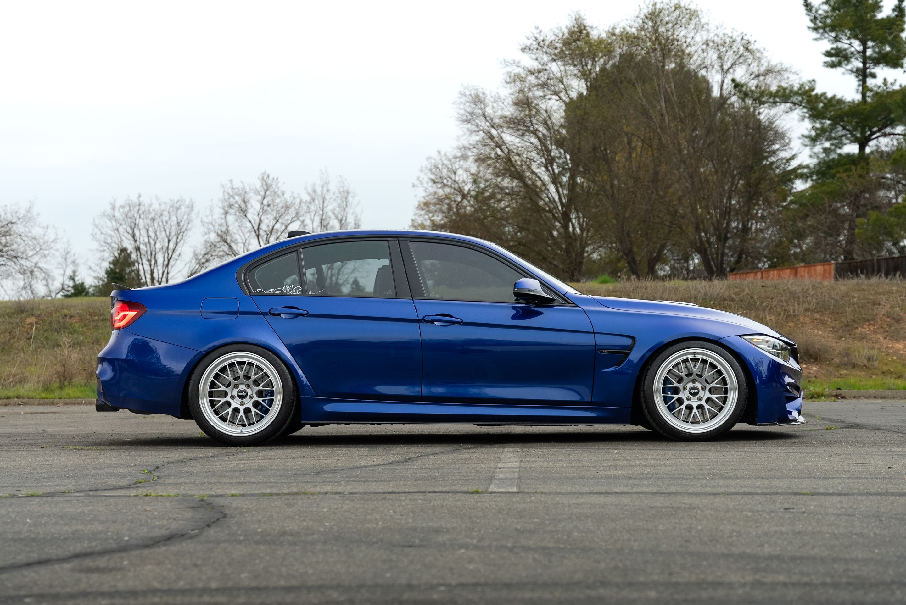 Blue BMW F80 M3 with 19" ML-10RT Apex wheels in Machined Lip Race Silver