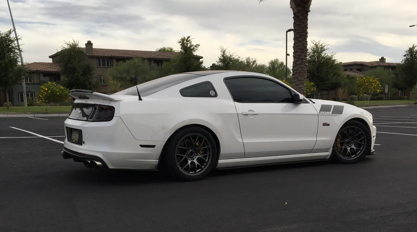 Ford S197 Mustang GT With 18 EC 7 Wheels In Anthracite ford-s197-mustang-gt-with-18-ec-7-wheels-in-anthracite
