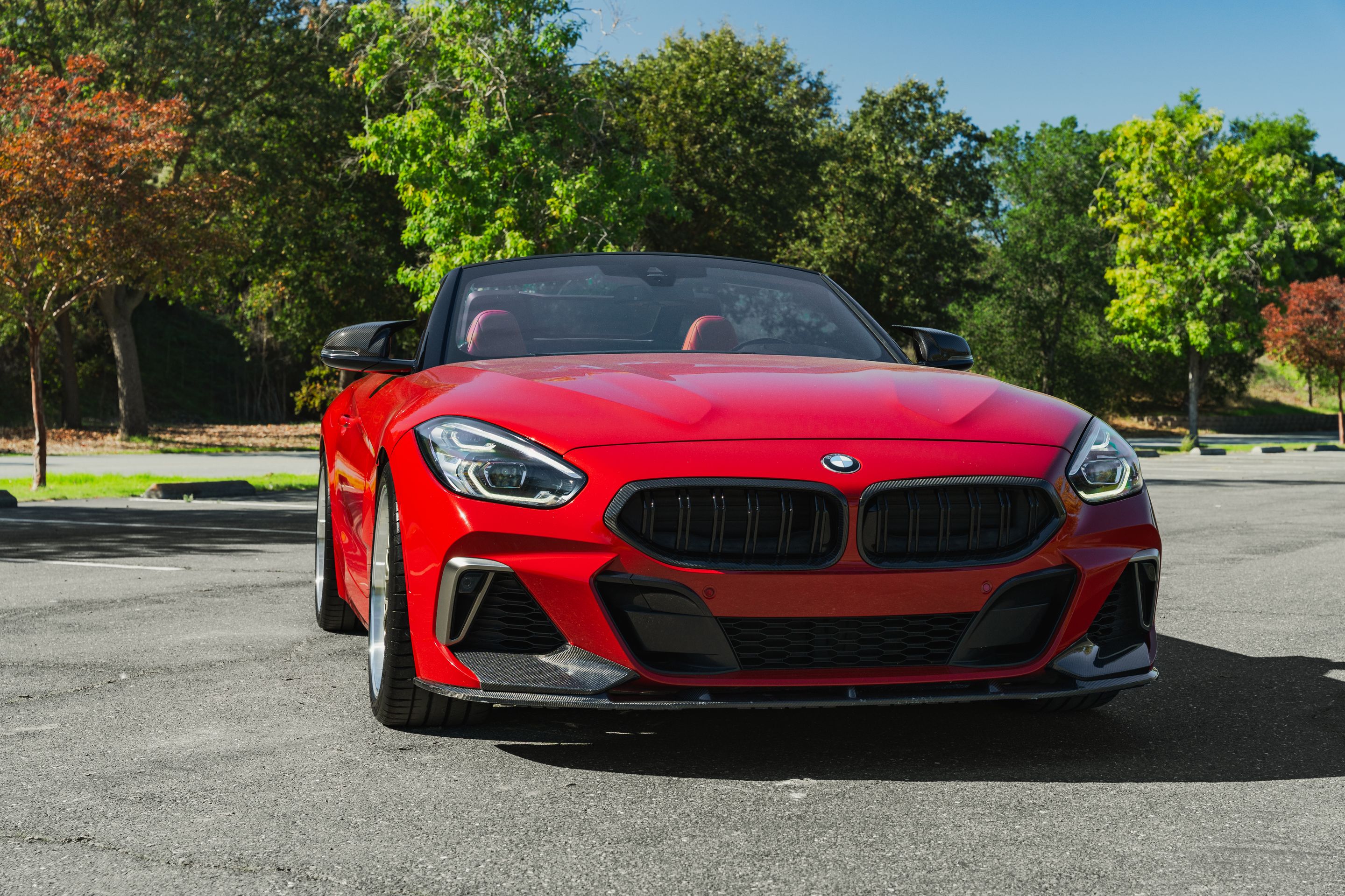 Red BMW G29 Z4 with 19" ML-10RT Apex wheels in Machined Lip Gloss Motorsport Gold