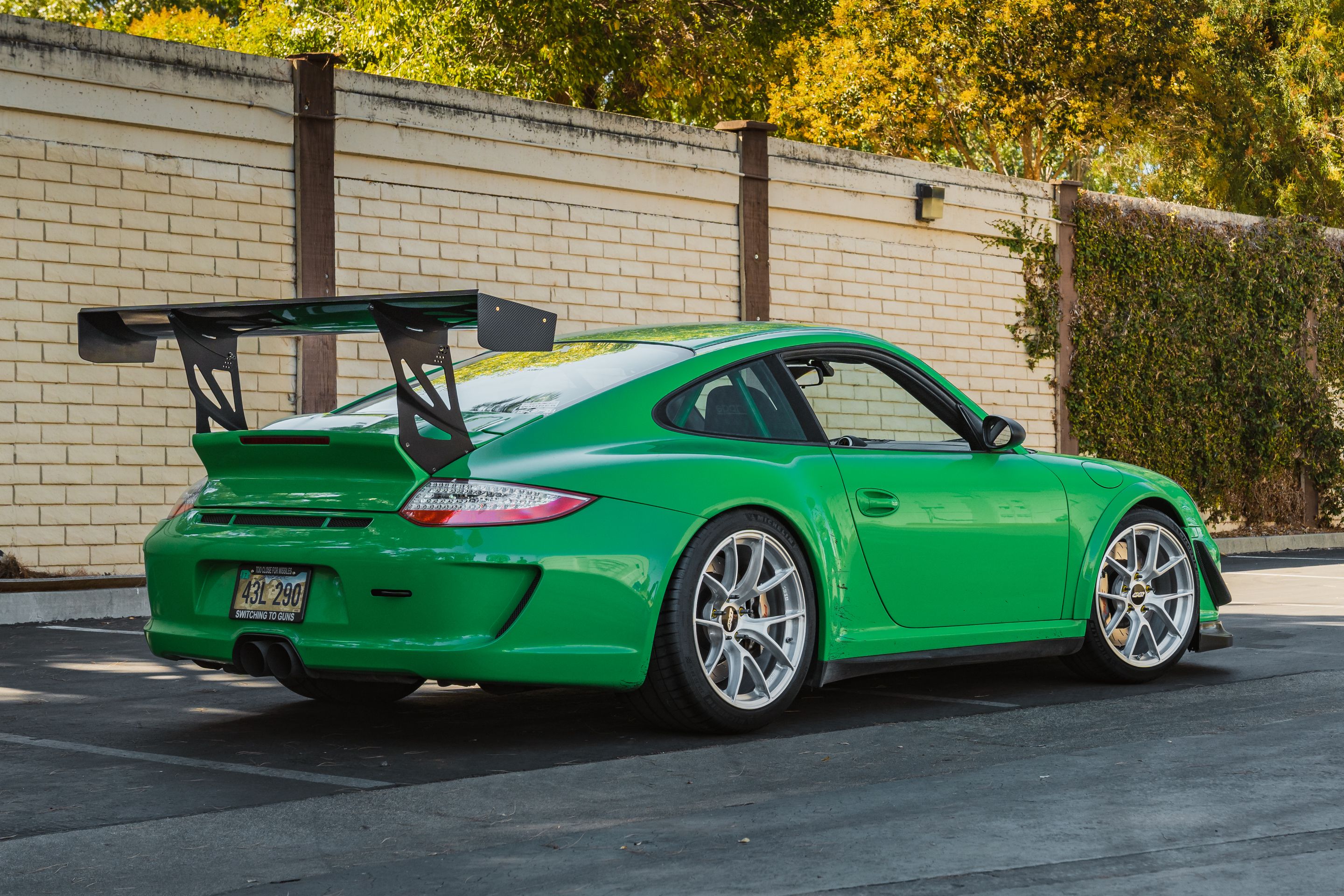 Green Porsche 911 997 GT3 RS with 19" VS-5RS Apex wheels in Brushed Clear