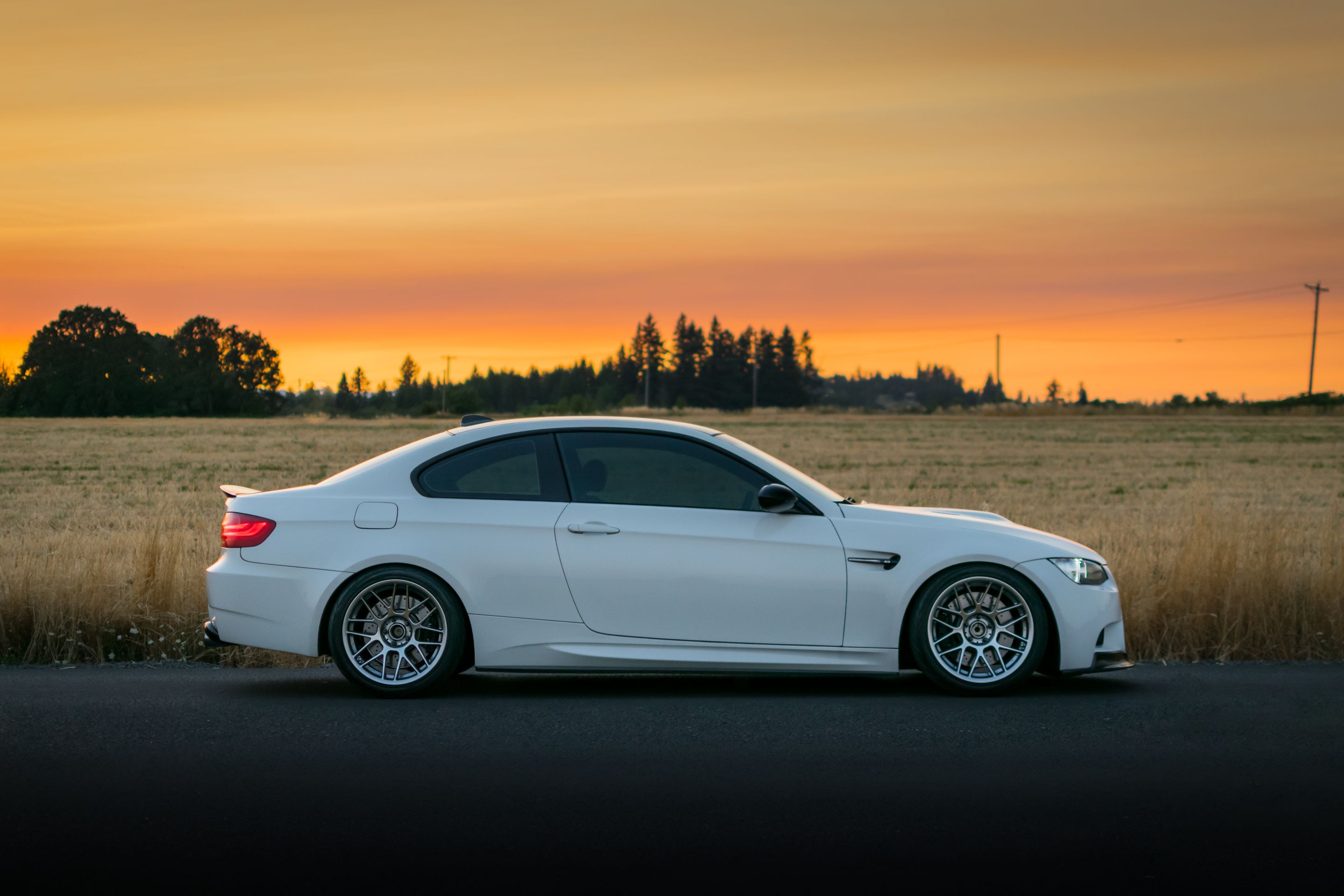 White BMW E92 Coupe M3 with 18" ARC-8 Apex wheels in Hyper Black