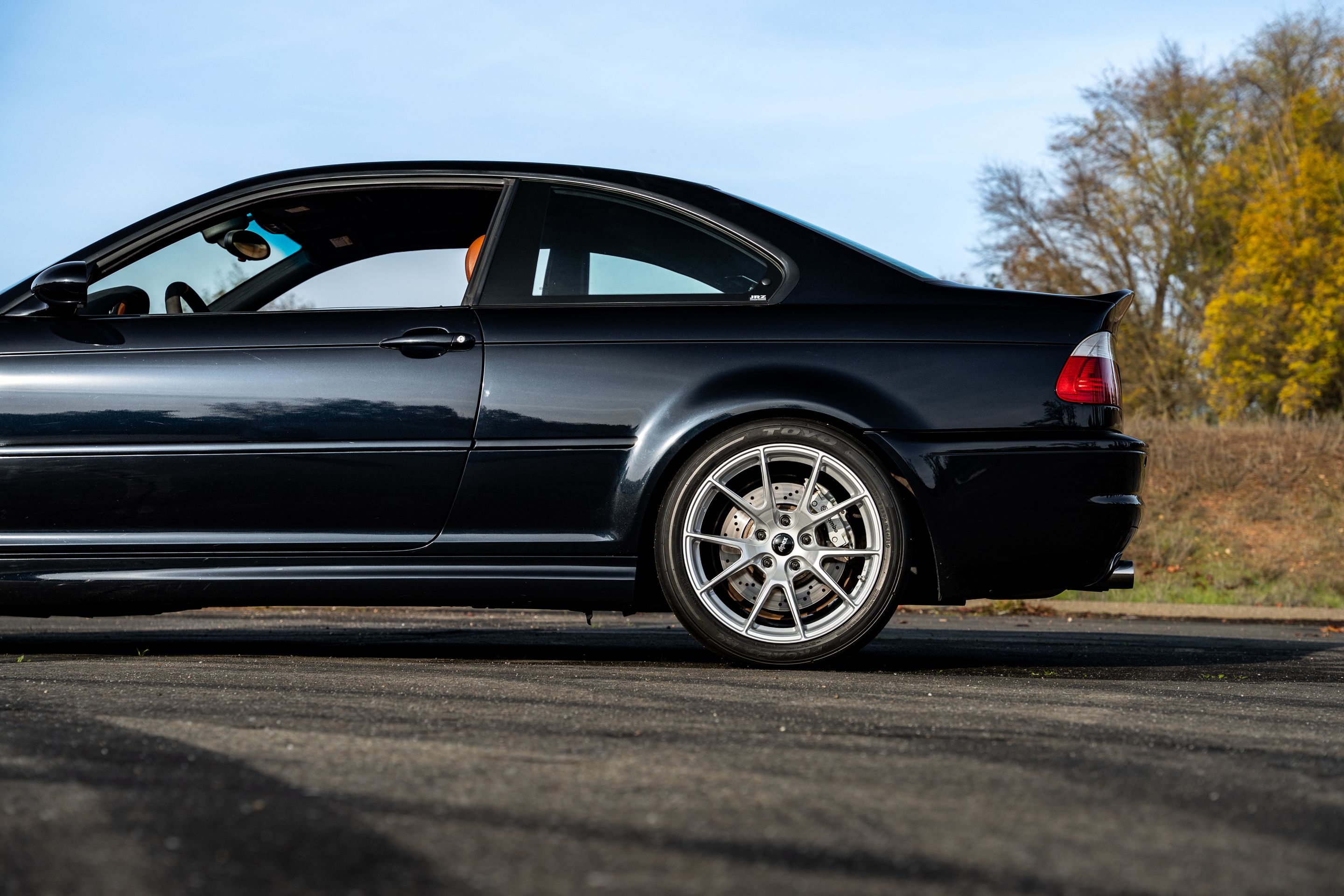 Black BMW E46 M3 with 18" VS-5 Apex wheels in Race Silver