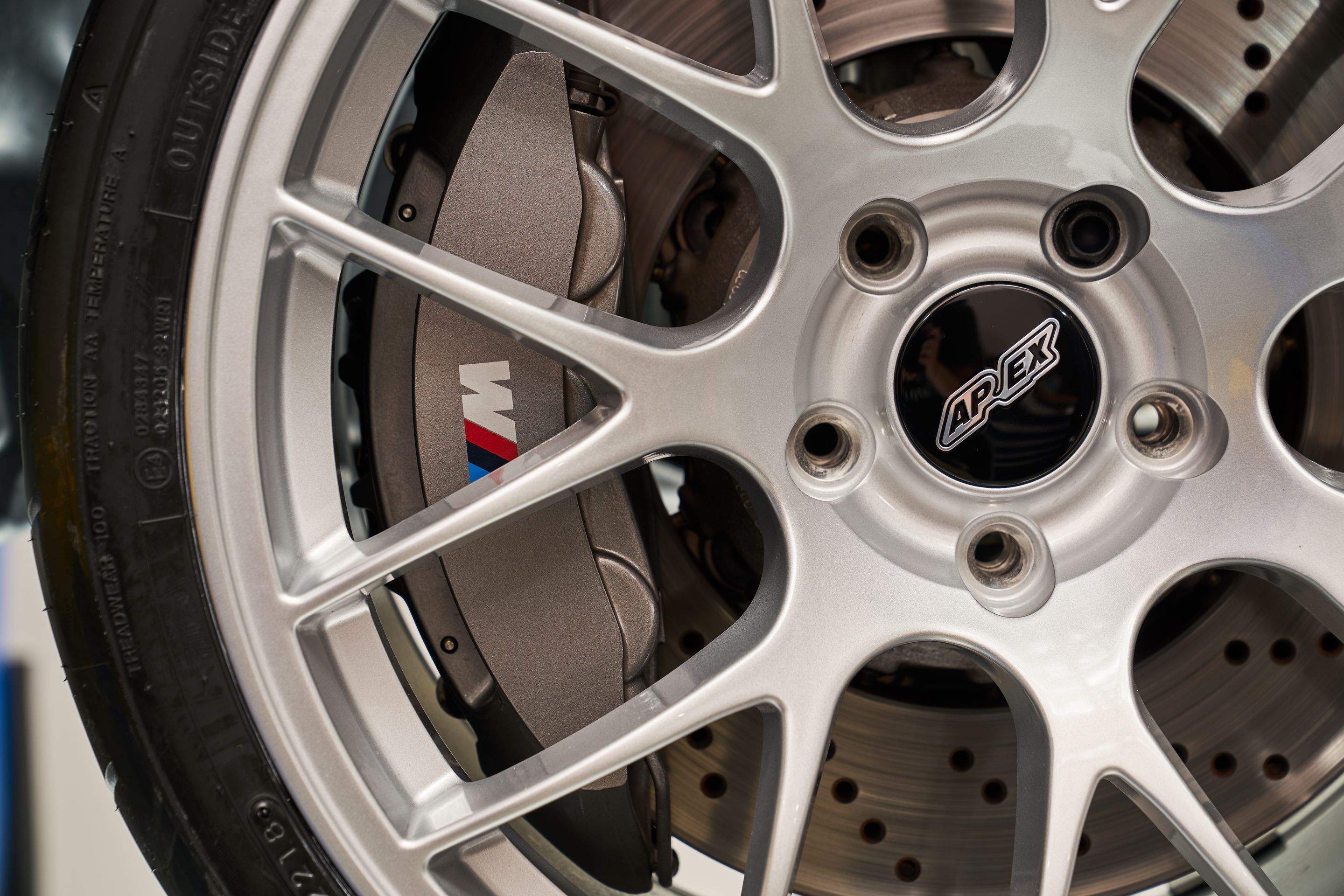 Blue BMW F87 M2 with 19" EC-7 Apex wheels in Race Silver