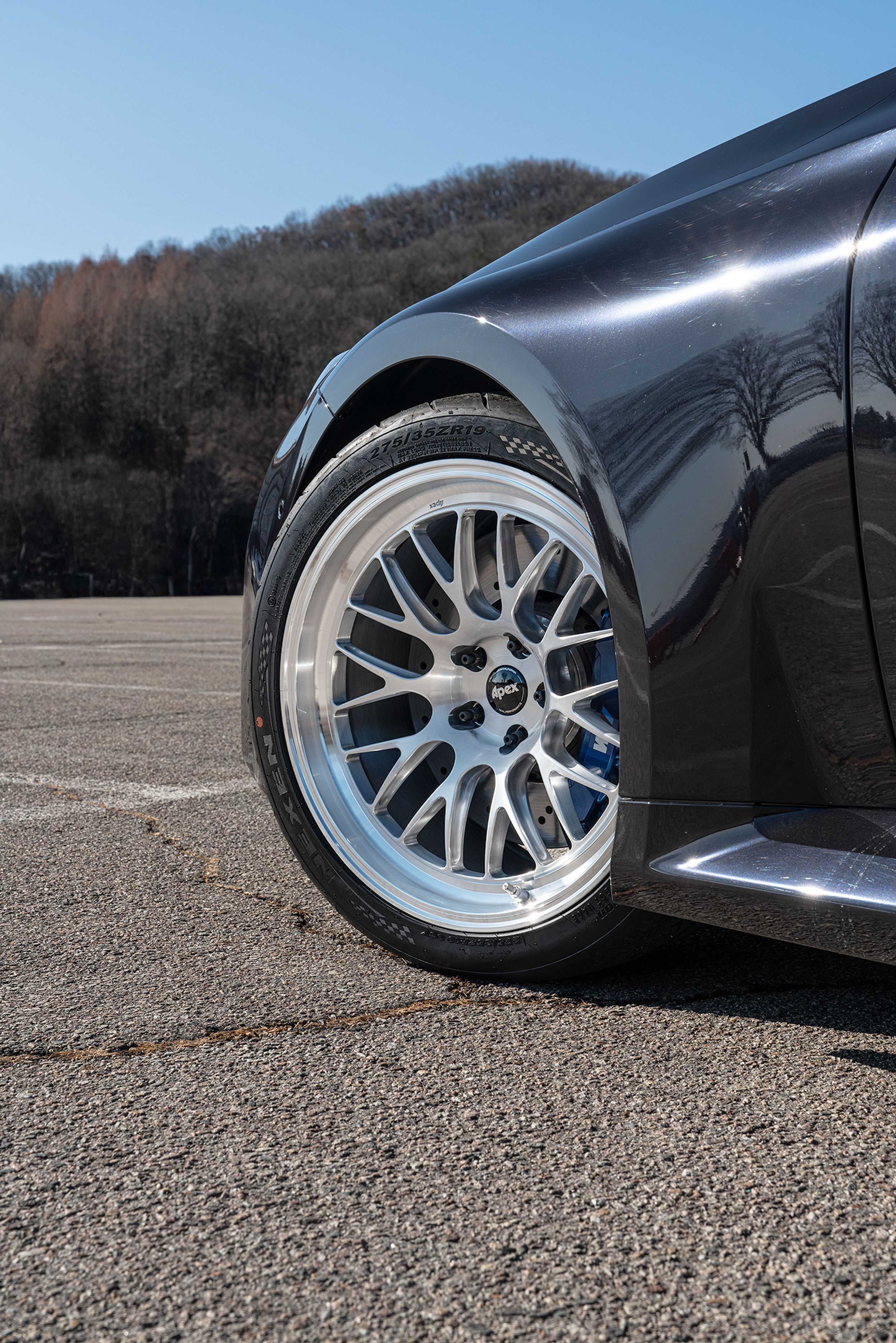 Black BMW G87 M2 with 19" ML-10RT Apex wheels in Machined Lip Brushed Clear