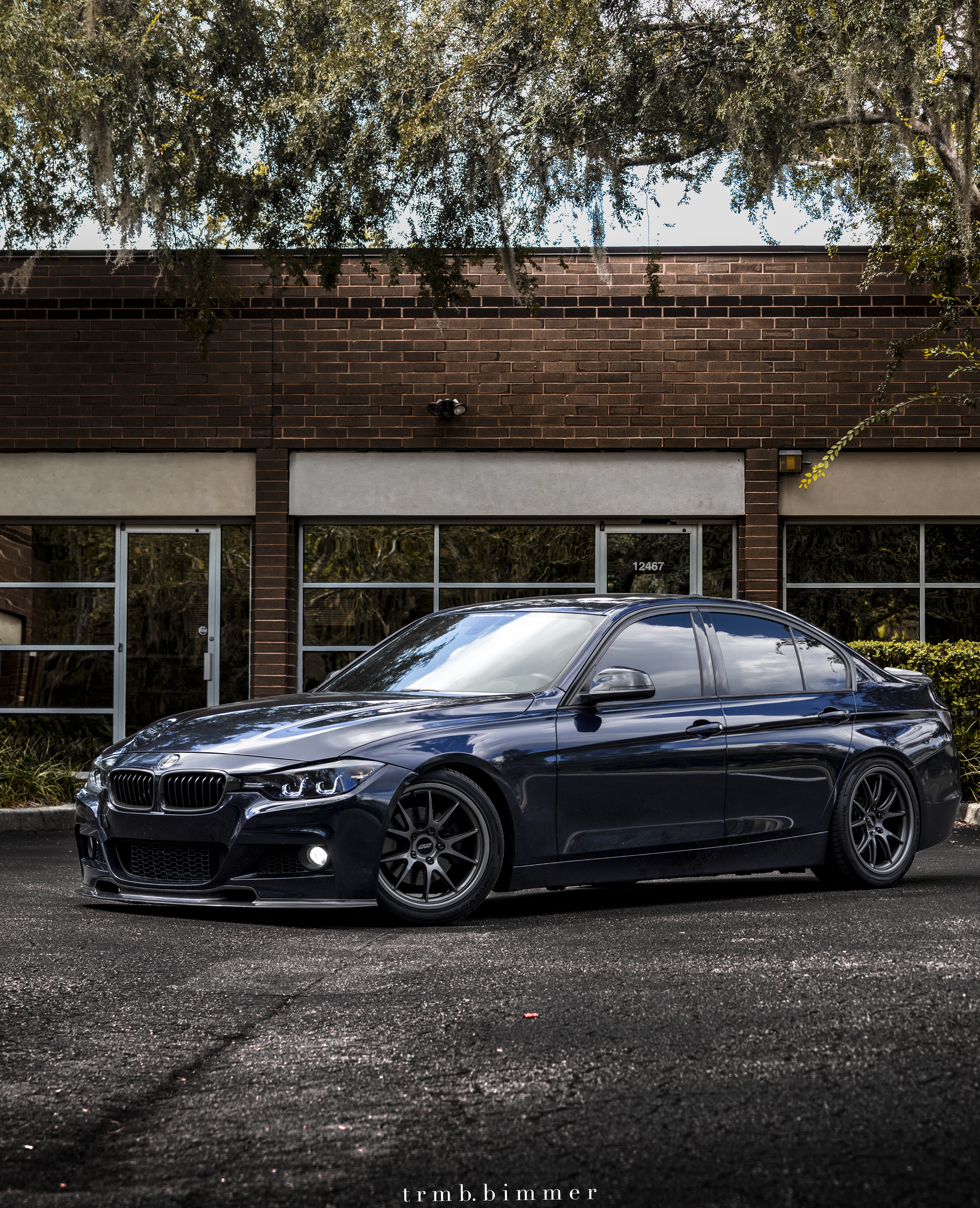 【美品】BMW 3シリーズ 1/18 F30 ブラックサファイア 黒 京商 ミニカー | 販売終了: 京商 オリジナル 1/18 BMW 5シリーズ
