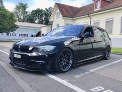 Black BMW 3 Series - ARC-8 in Anthracite