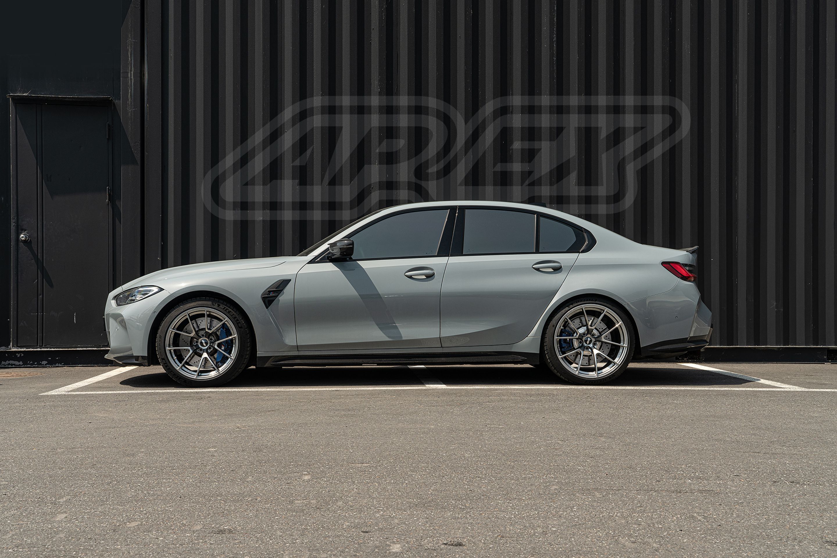 Grey BMW G80 M3 with 19"/20" VS-5RS Apex wheels in Anthracite