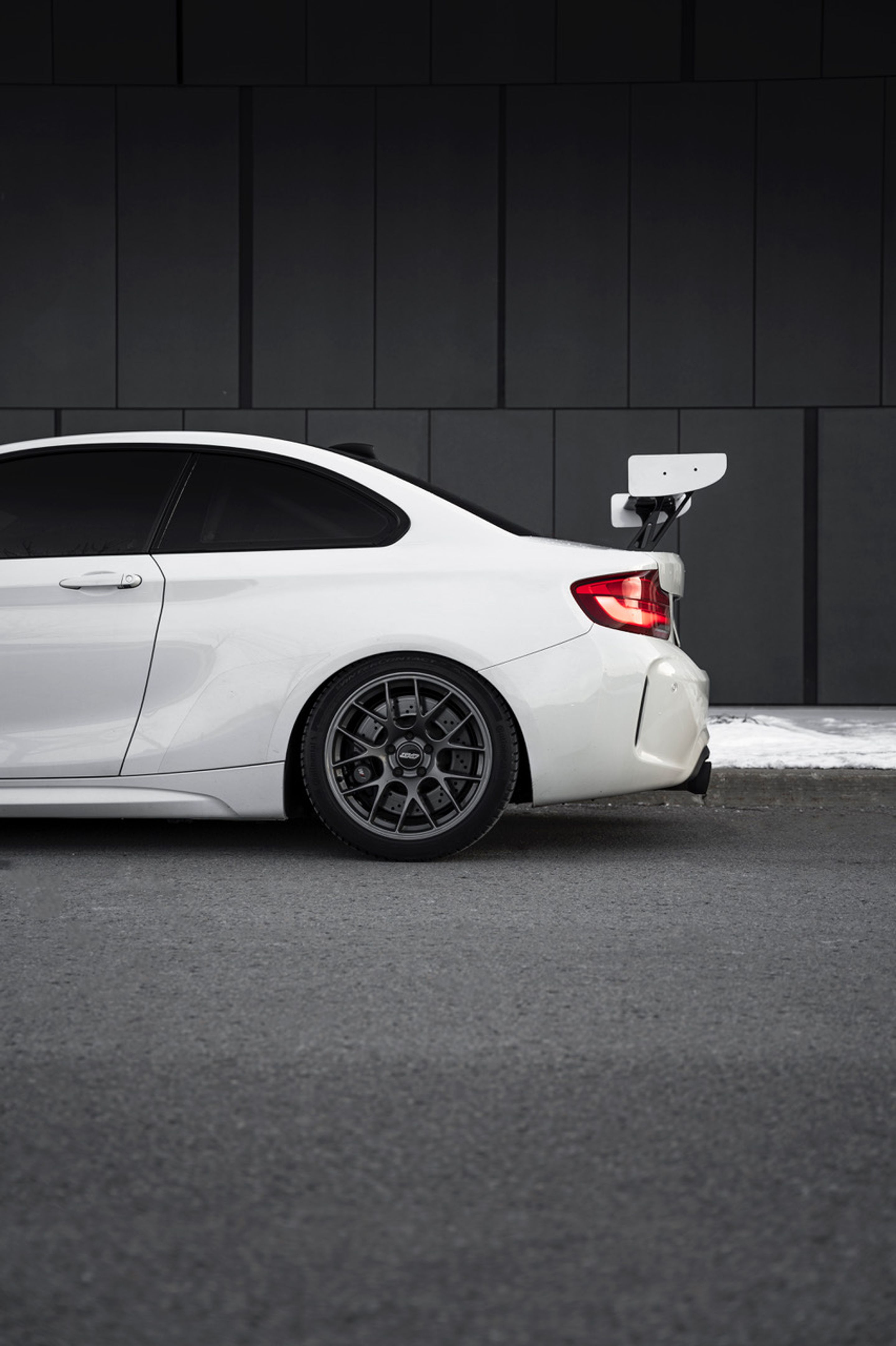 White BMW F87 M2 with 18" EC-7 Apex wheels in Anthracite