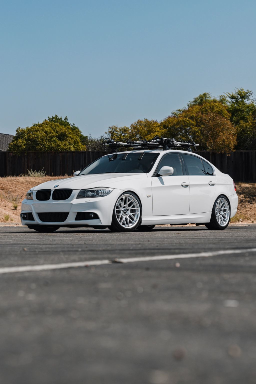 BMW E90 LCI Sedan 3 Series with 18