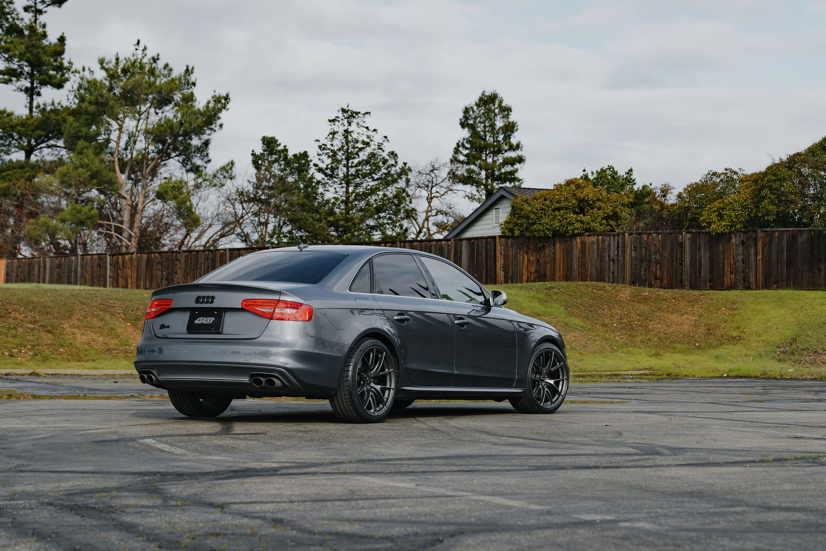 Grey Audi B8 S4 with 19" VS-5RS Apex wheels in Anthracite