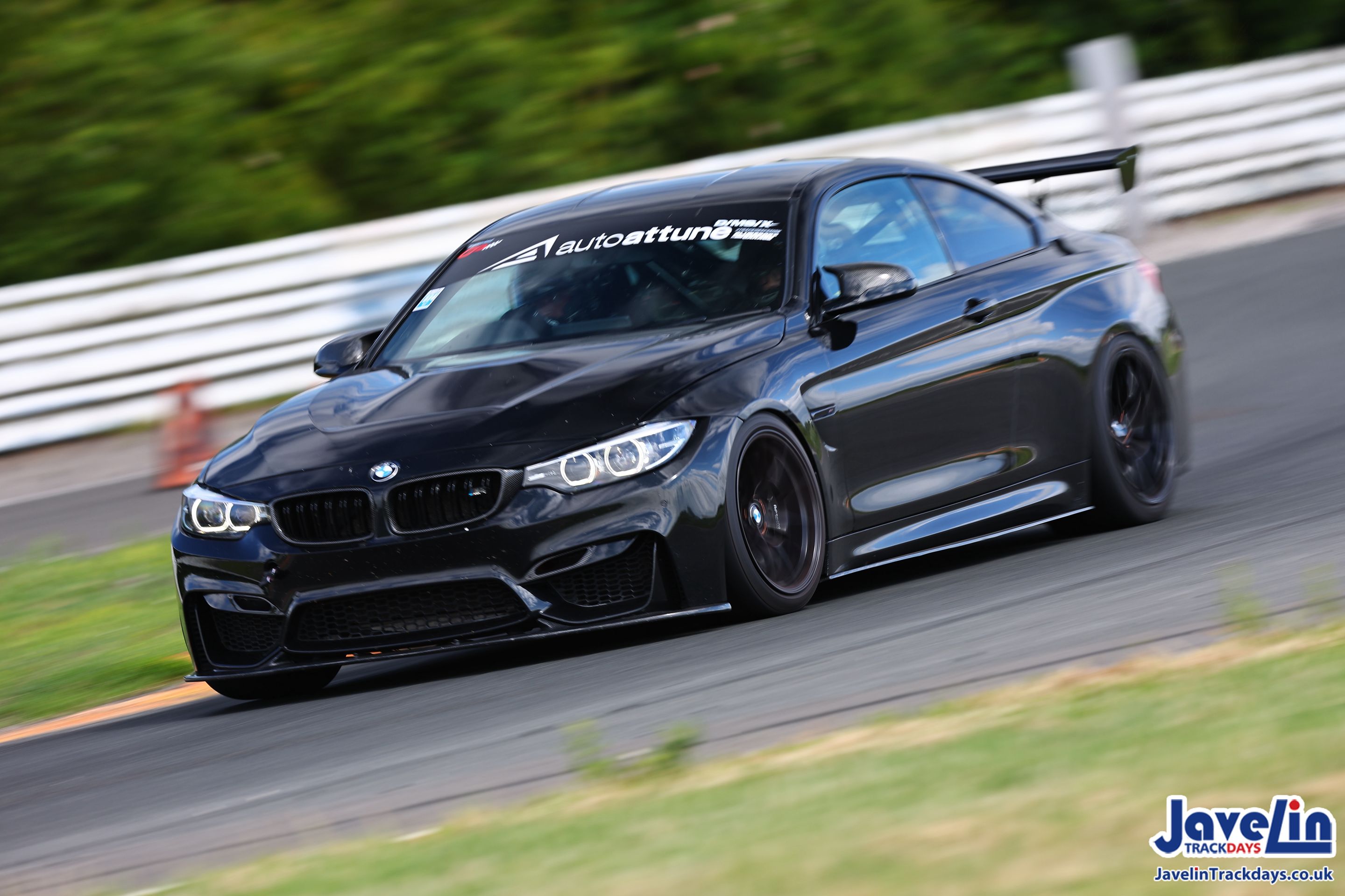 Black BMW F82 Coupe M4 with 18" VS-5RS Apex wheels in Satin Black
